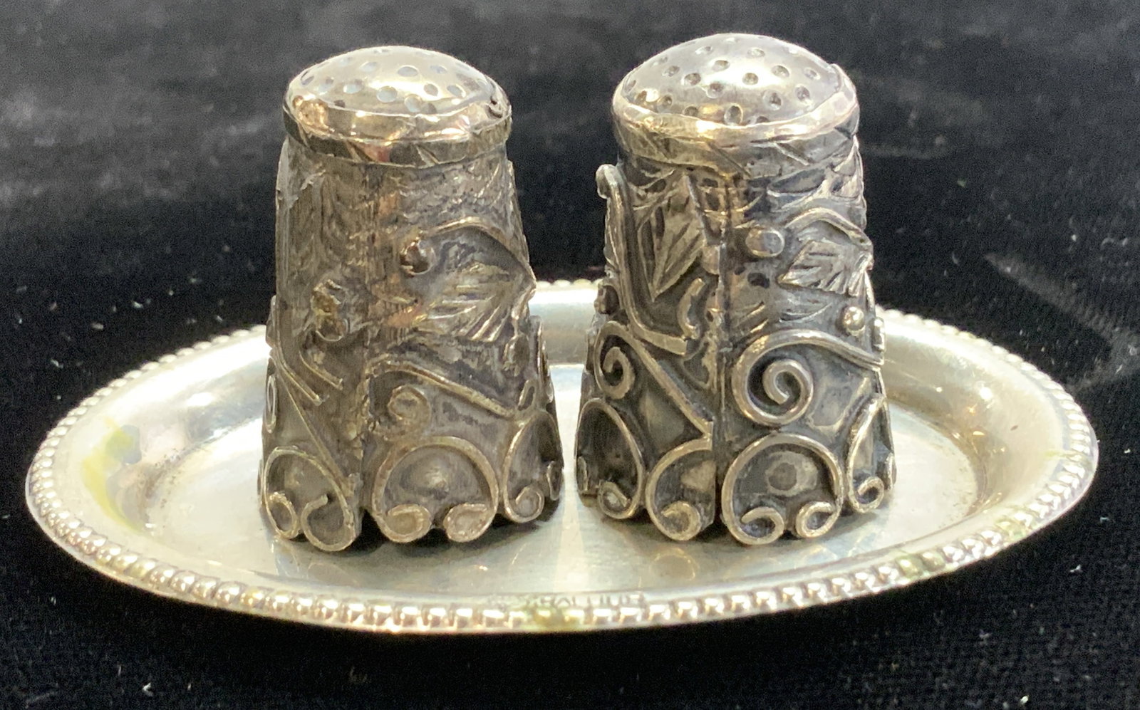 Sterling Silver Thimbles & 800 Silver Trinket Dish (1 of 7)