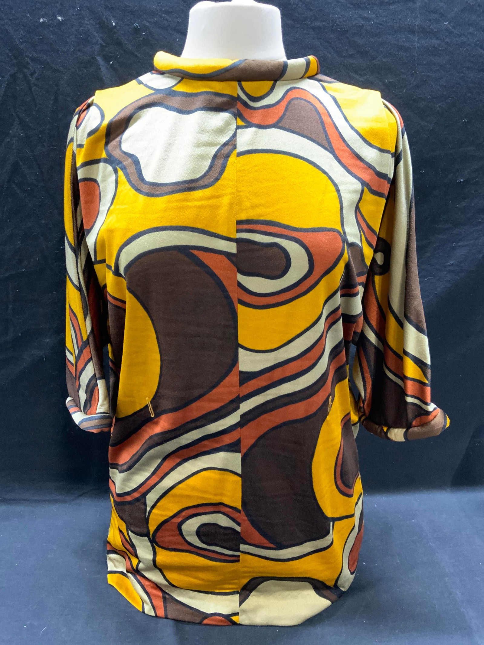 Elisabeth Stewart Brown Graphic Print Top (1 of 6)