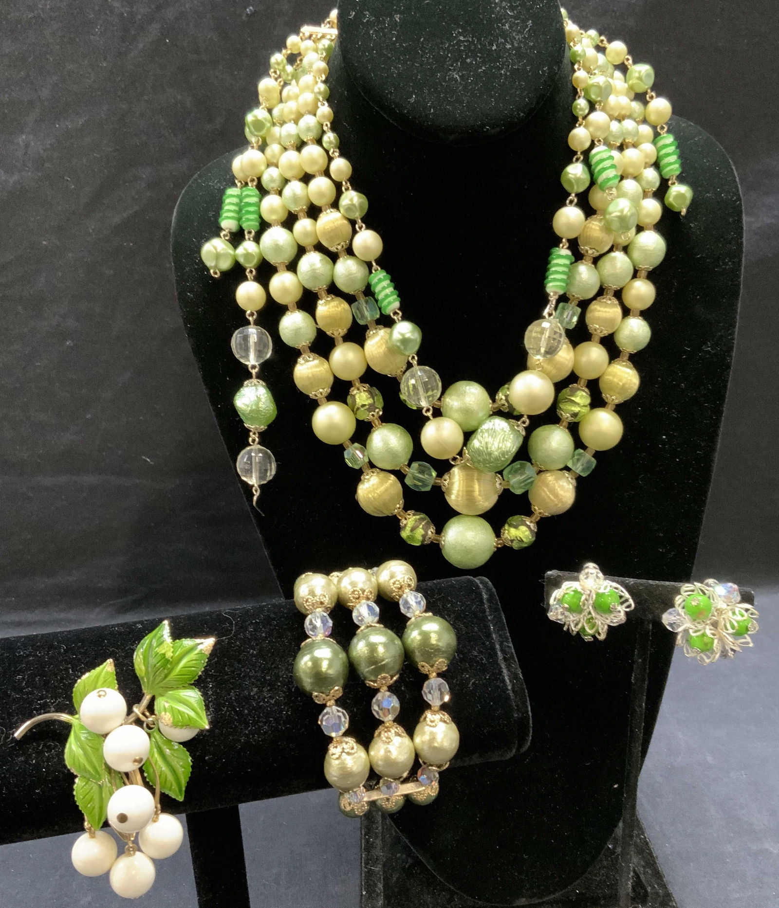 5 VENDOME Green Beaded Earrings, More (1 of 11)