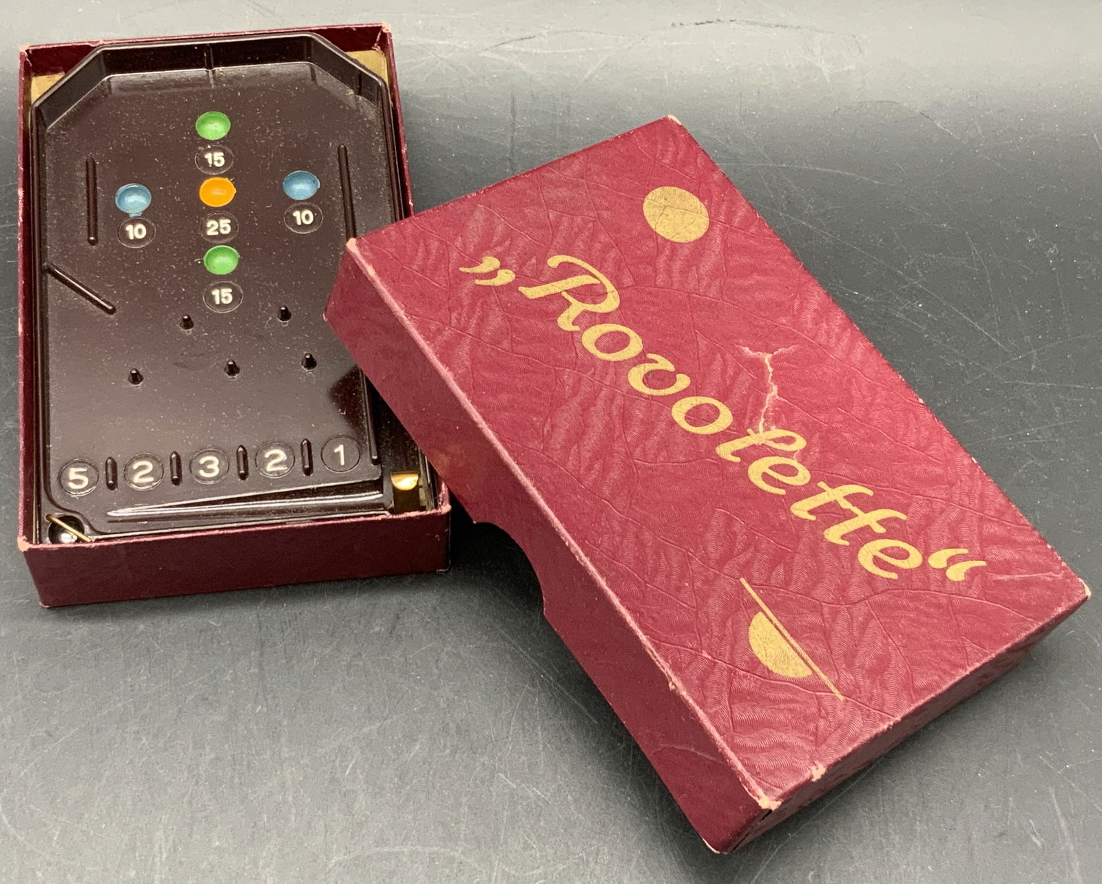 ROVOLETTE Vintage Travel Game, Original Box (1 of 10)