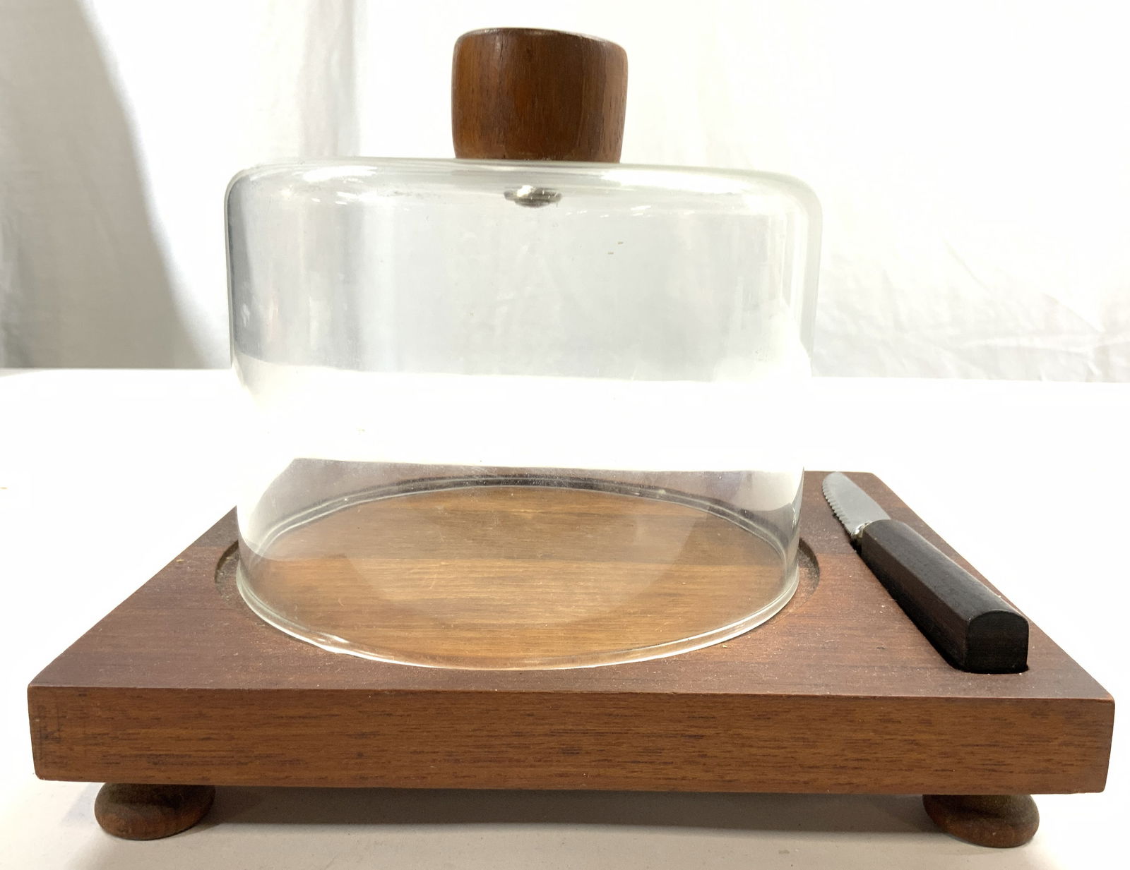 SIAMESE TEAK Covered Cheese Serving Board & Knife (1 of 8)