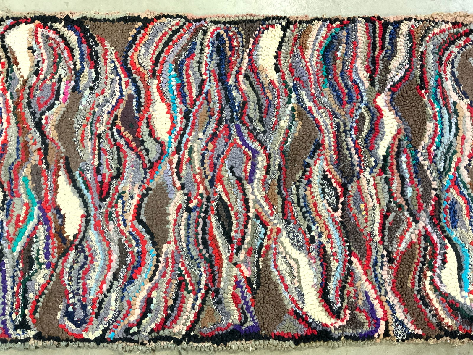 XL Vintage American Hooked Runner Rug 26.5ft (1 of 7)