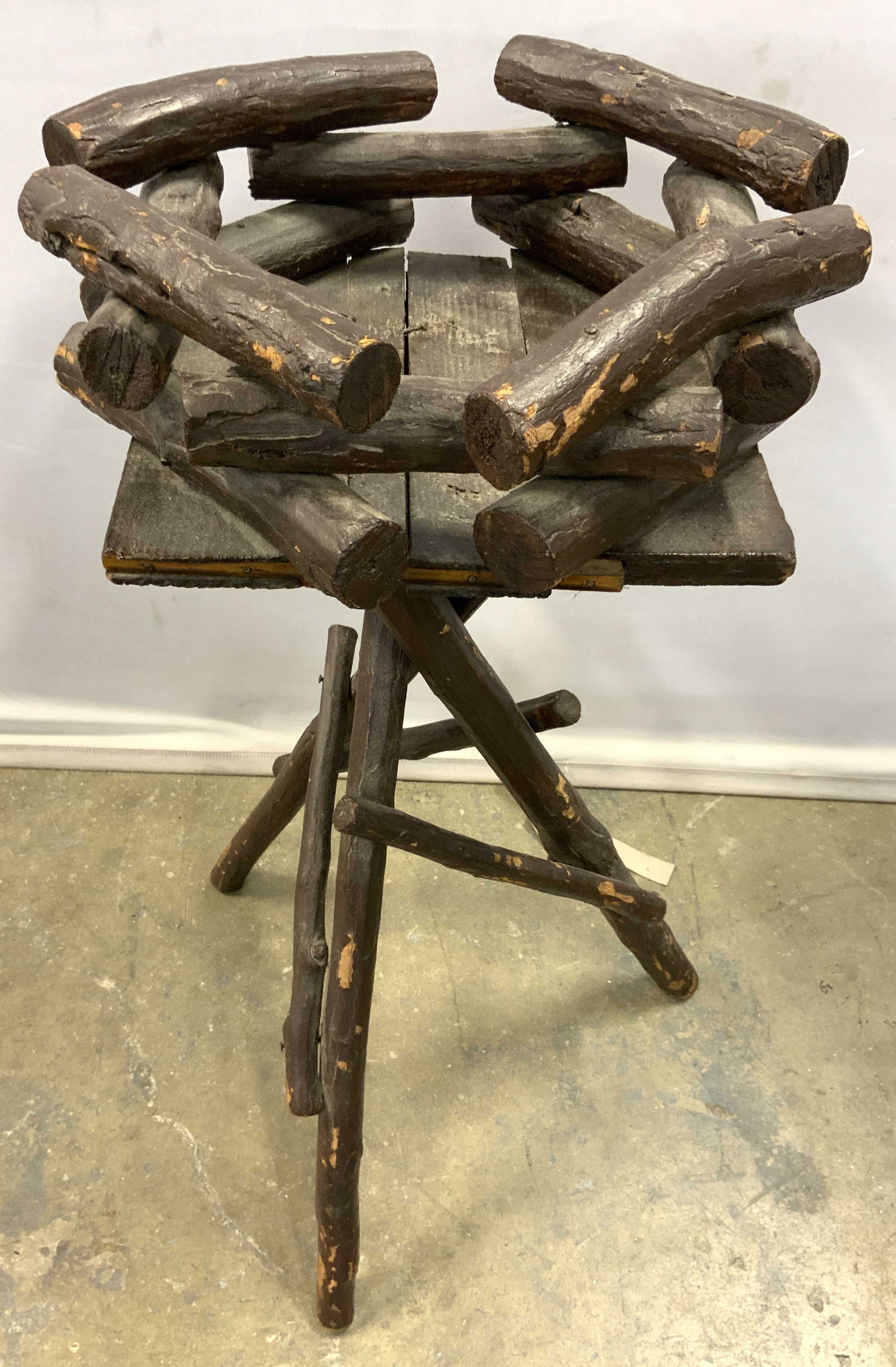 Vintage Adirondack Style Wooden Plant Stand (1 of 7)