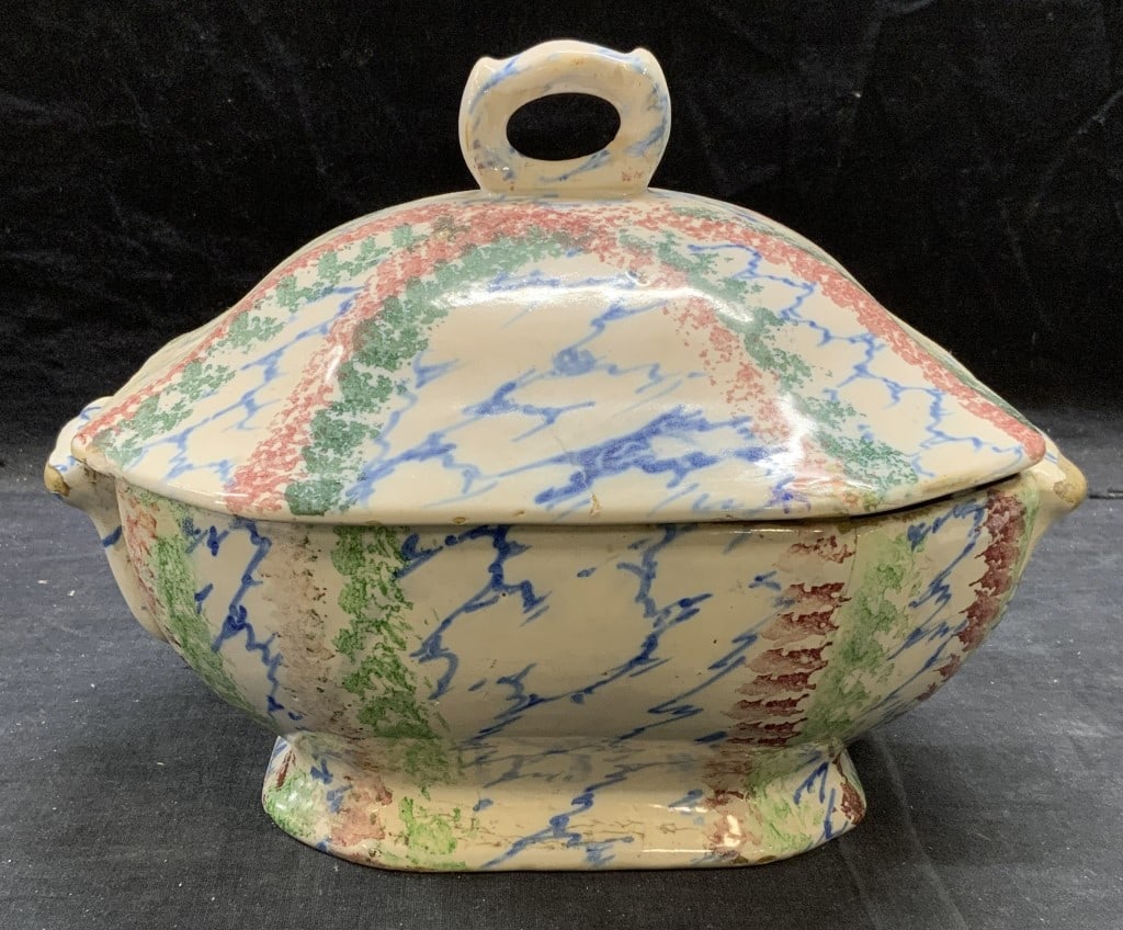 Vintage Spongeware Ceramic Lidded Tureen (1 of 7)