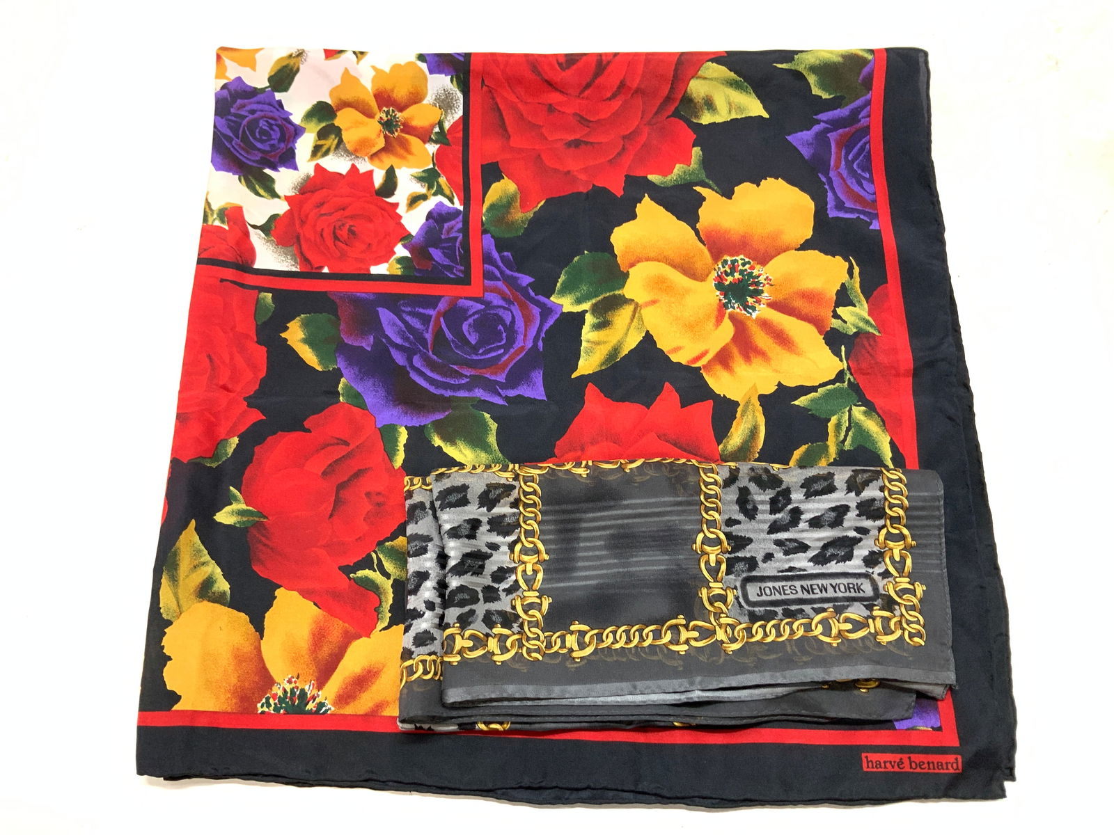 Harve Bernard, Jones New York Silk Scarves (1 of 6)