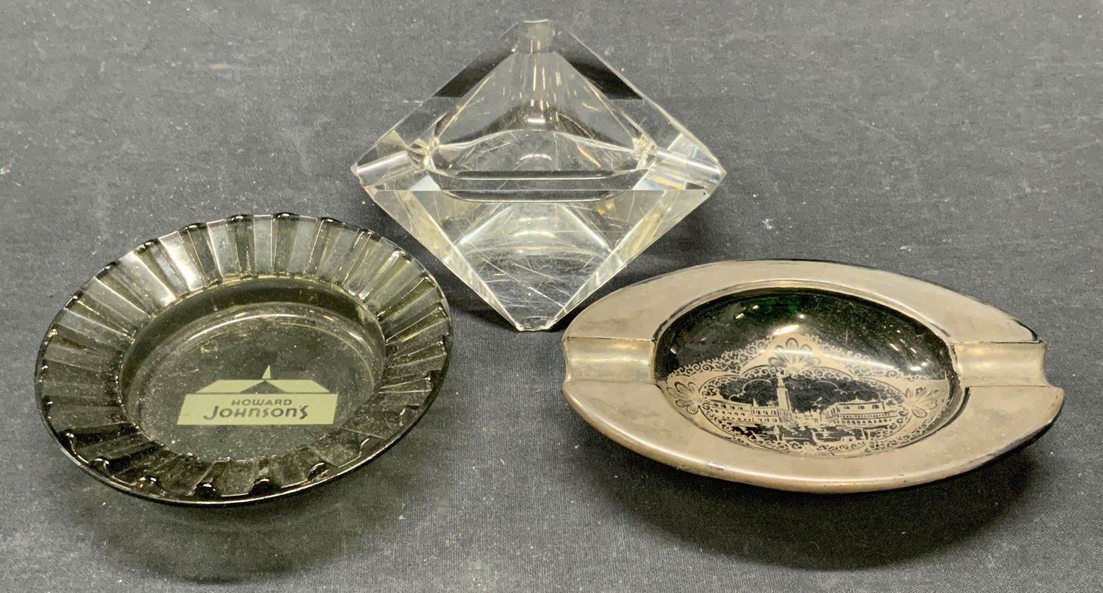 Lot 3 Vtg Howard Johnsons Ashtray, More (1 of 10)