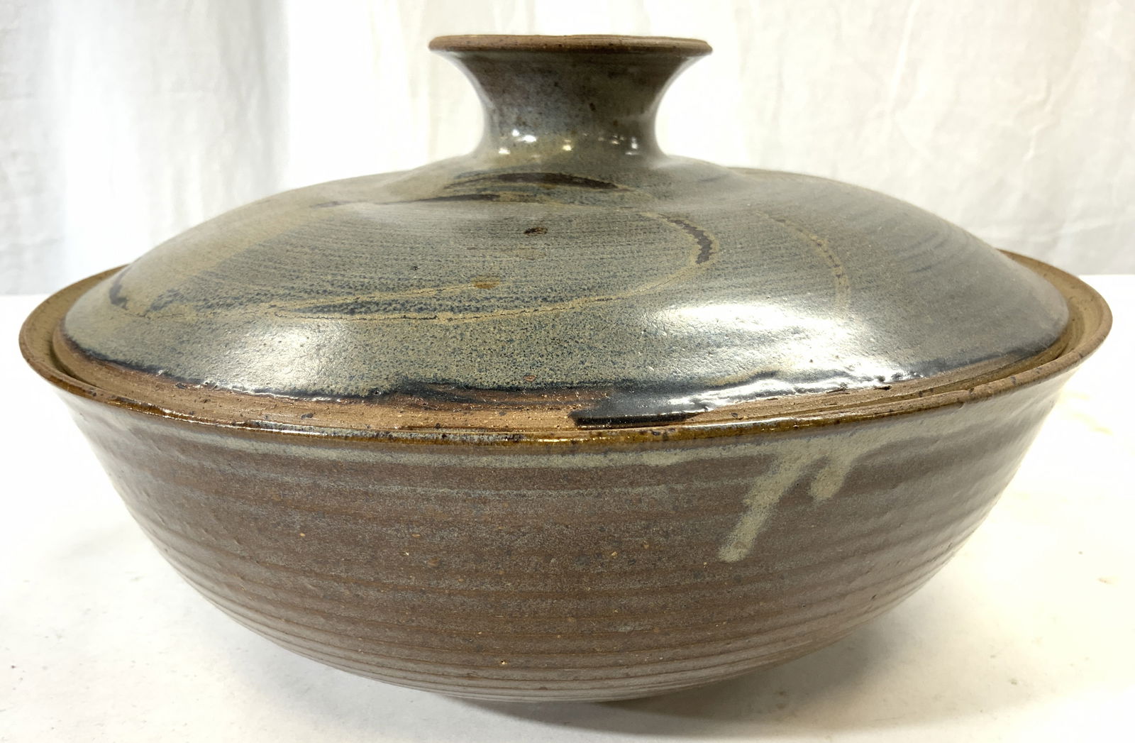 Signed Vintage Ceramic Serving Bowl W Lid (1 of 6)