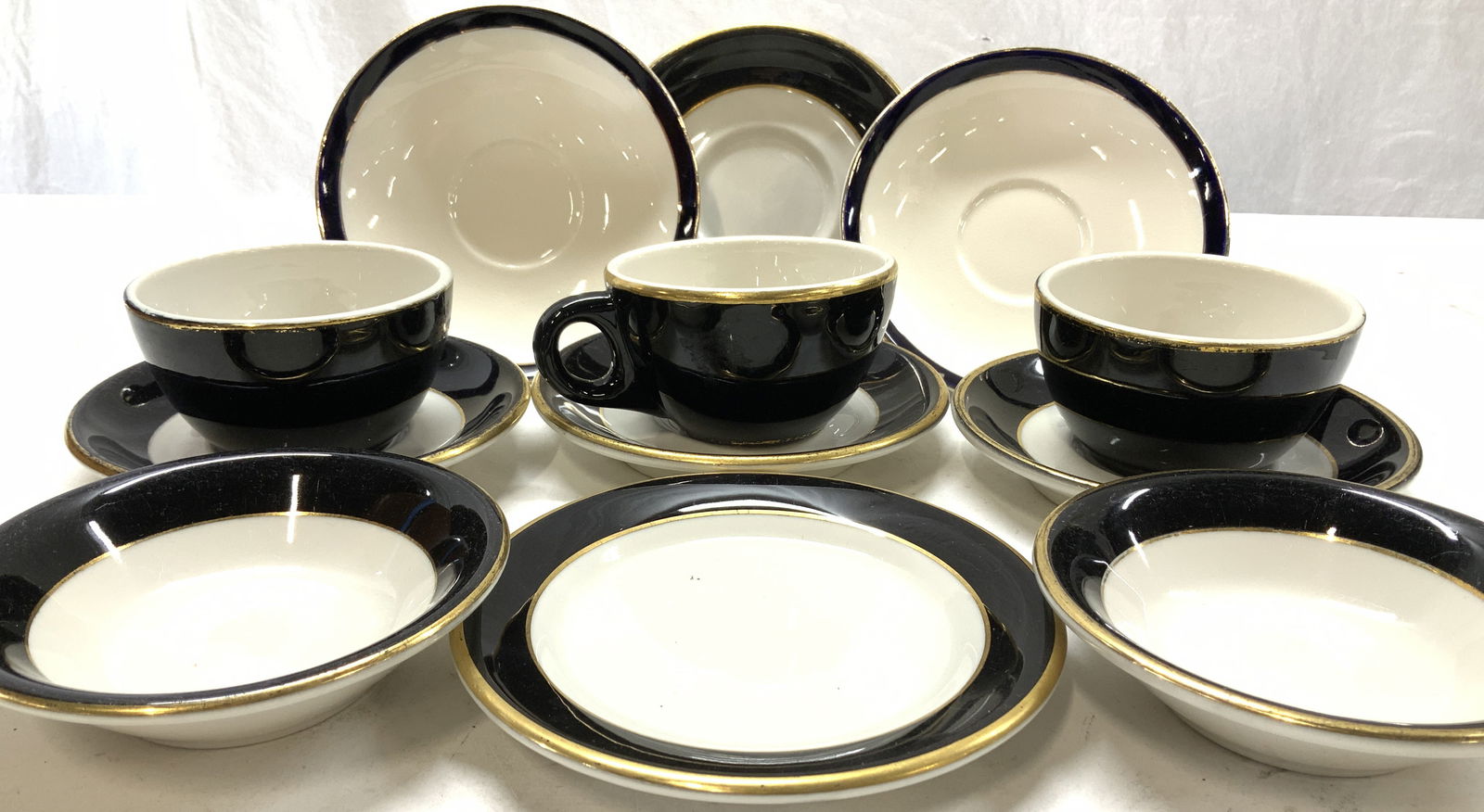 Buffalo China Ironstone Tableware 12 (1 of 9)