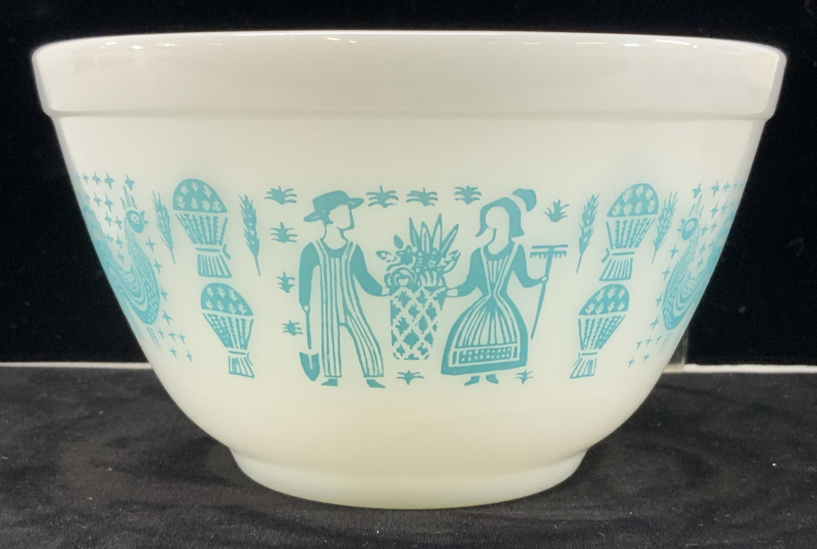 Pyrex 1 1/2 PT Mixing Bowl, New USA (1 of 7)