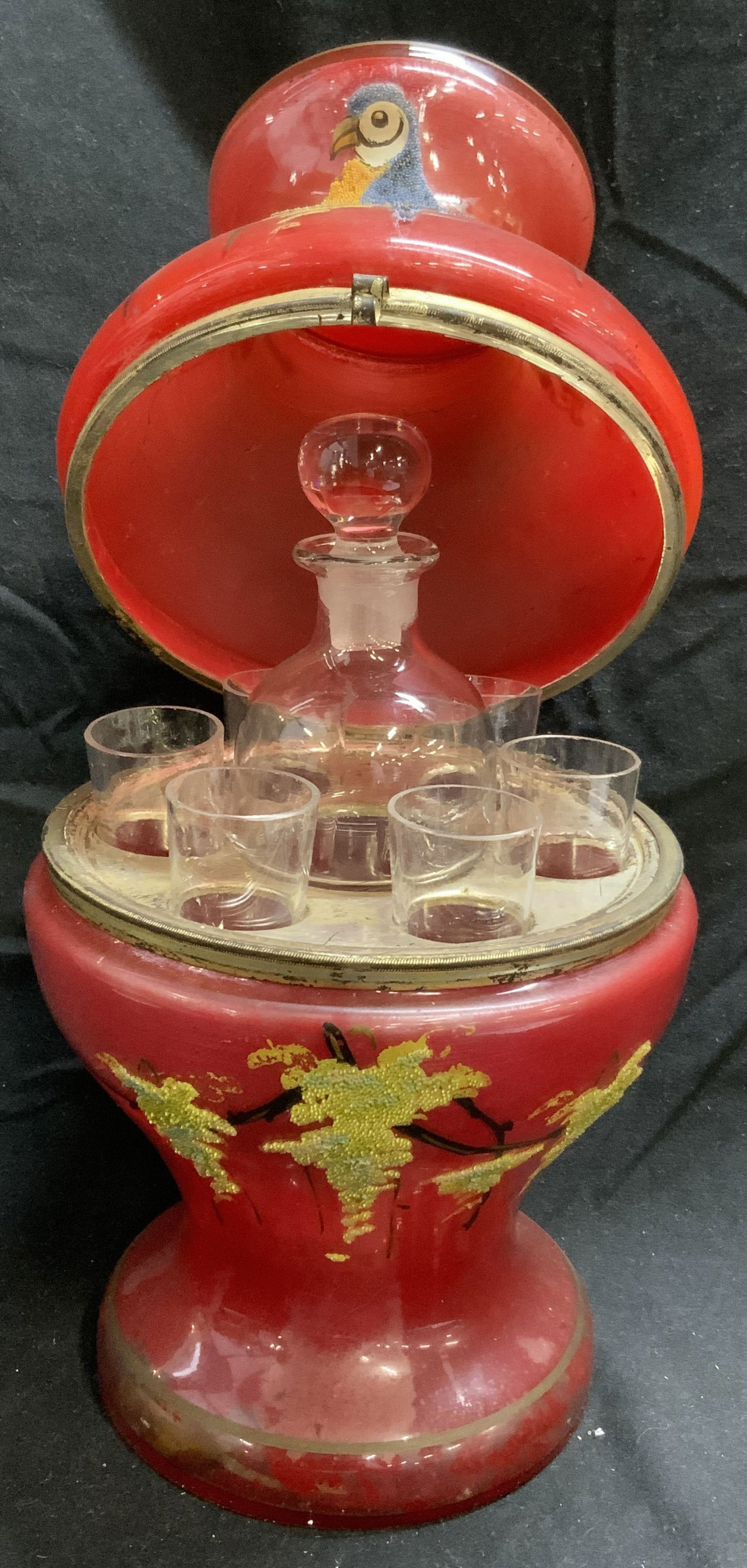 Portable Glass Bar w Decanter & 6 Shot Glasses (1 of 10)