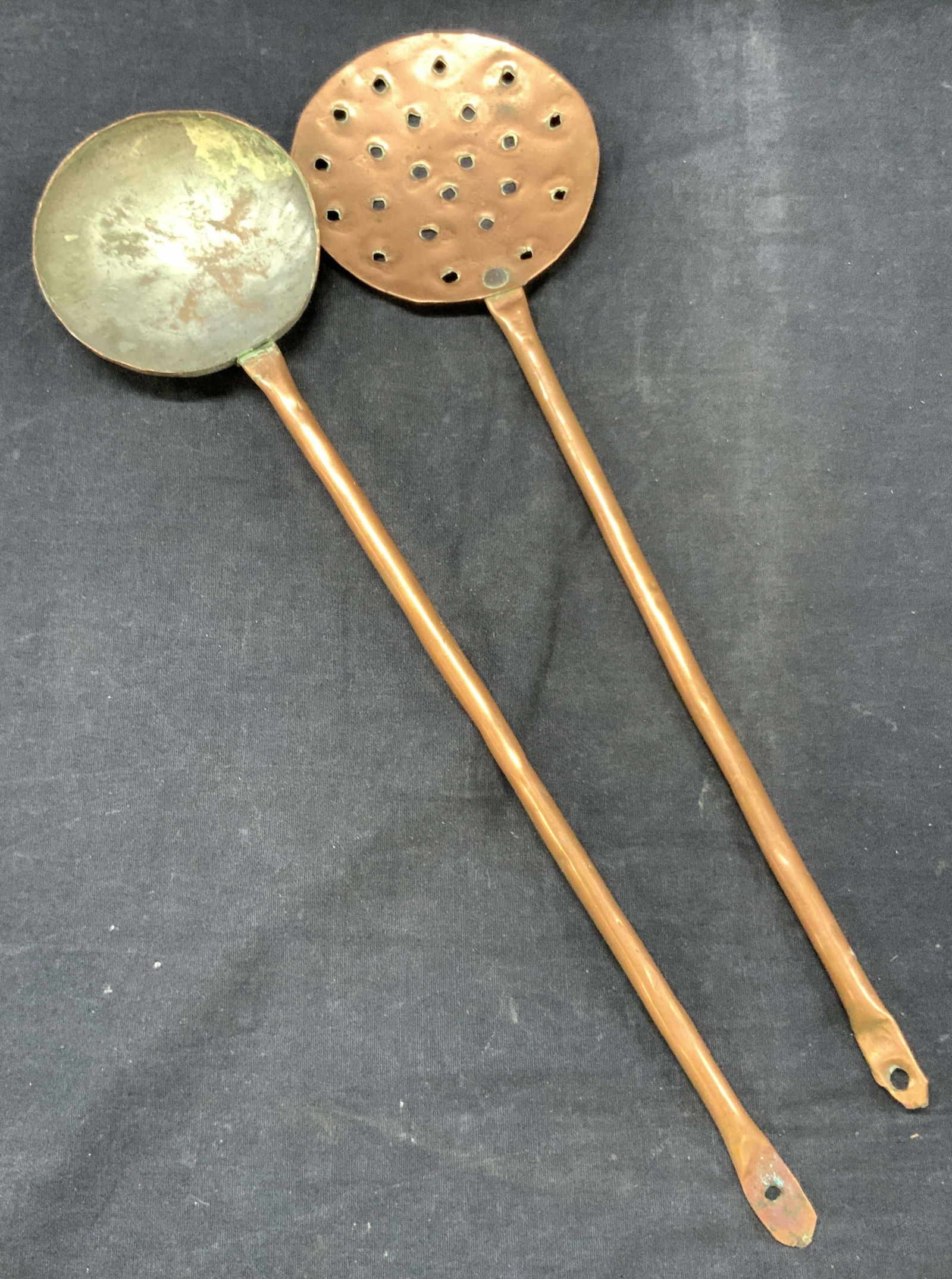 Lot 2 Vintage Copper Serving Ladles (1 of 7)