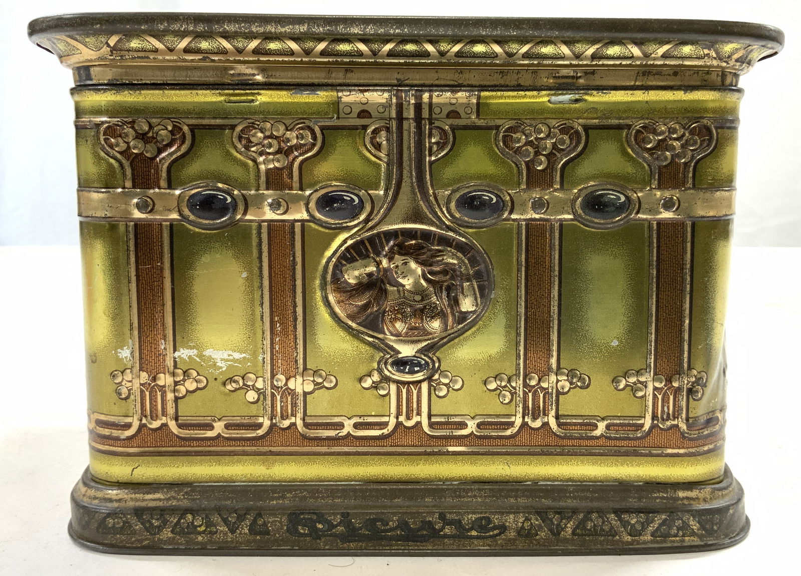 UNITED STATES TOBACCO CO Vntg Tin Box W Lid: Underside is marked UNITED STATES TOBACCO CO. Piece is vintage and tin. Box has hinged lid. Piece has tones of green, copper and gold with portrait image of female on front and ornate detail. Box meas