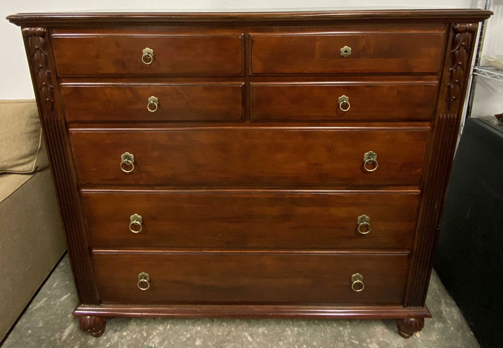 ETHAN ALLEN Wooden Chest of Drawers (1 of 13)
