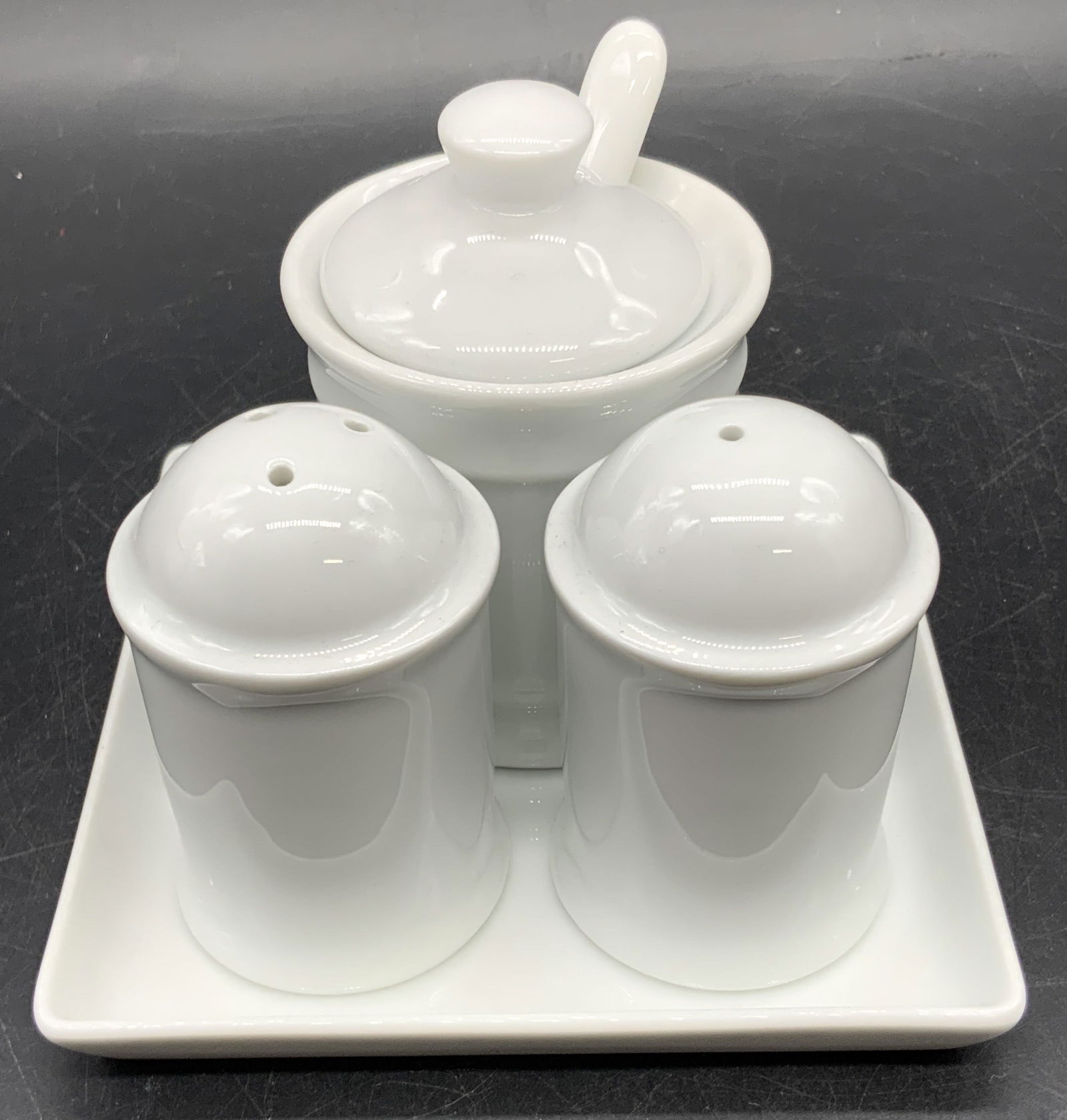 Lot 4 White Porcelain Tableware, APILCO & More (1 of 7)