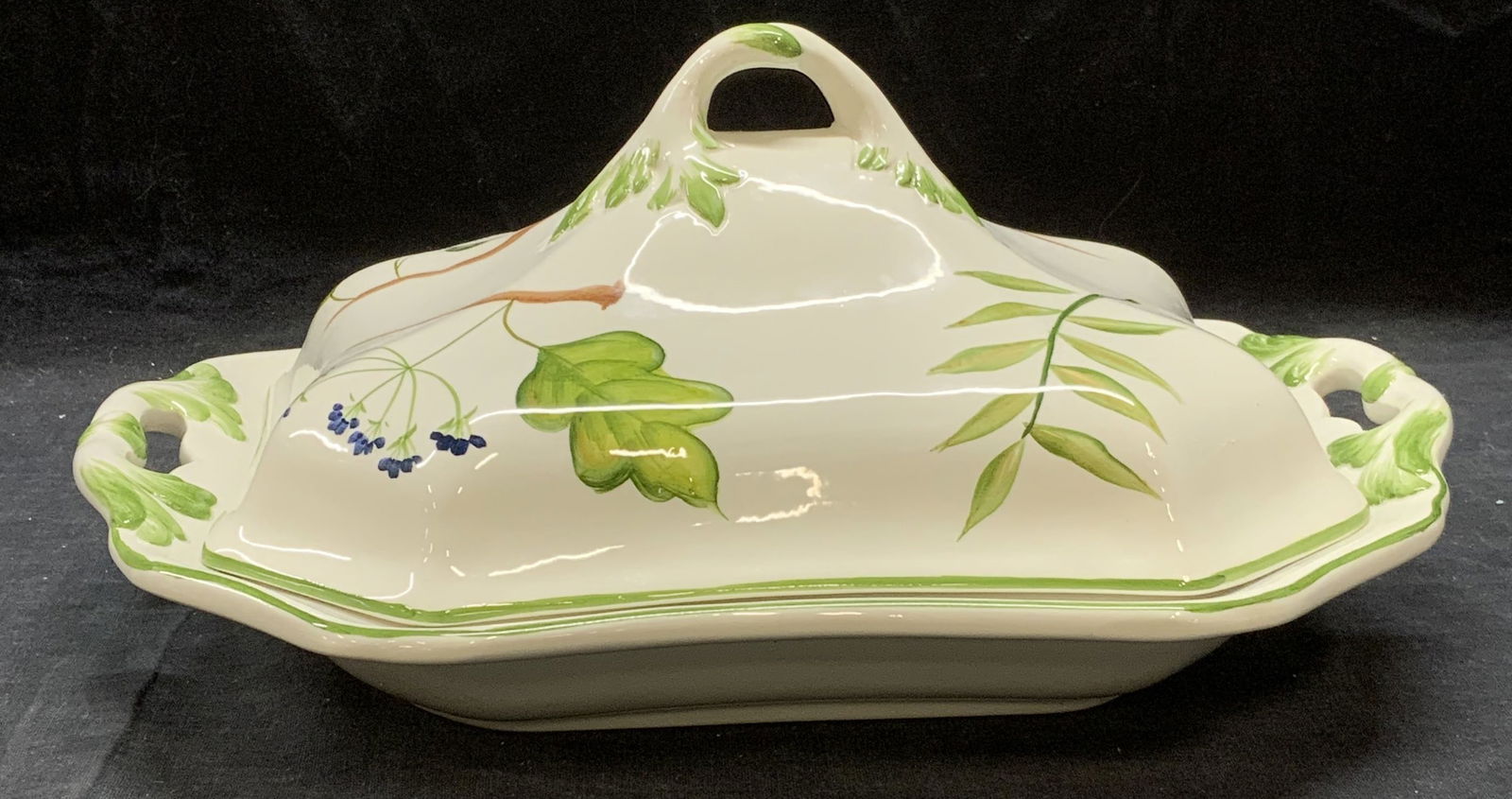 VIETRI Ceramic Lidded Serving Dish, Italy (1 of 7)