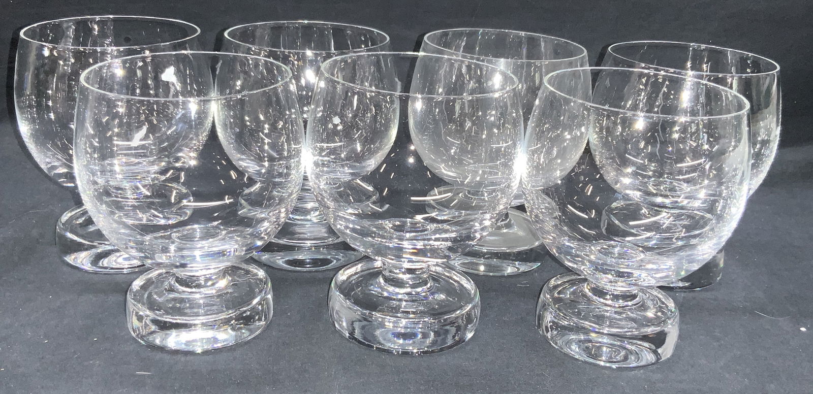 Set 7 Clear Crystal Footed Glasses (1 of 6)