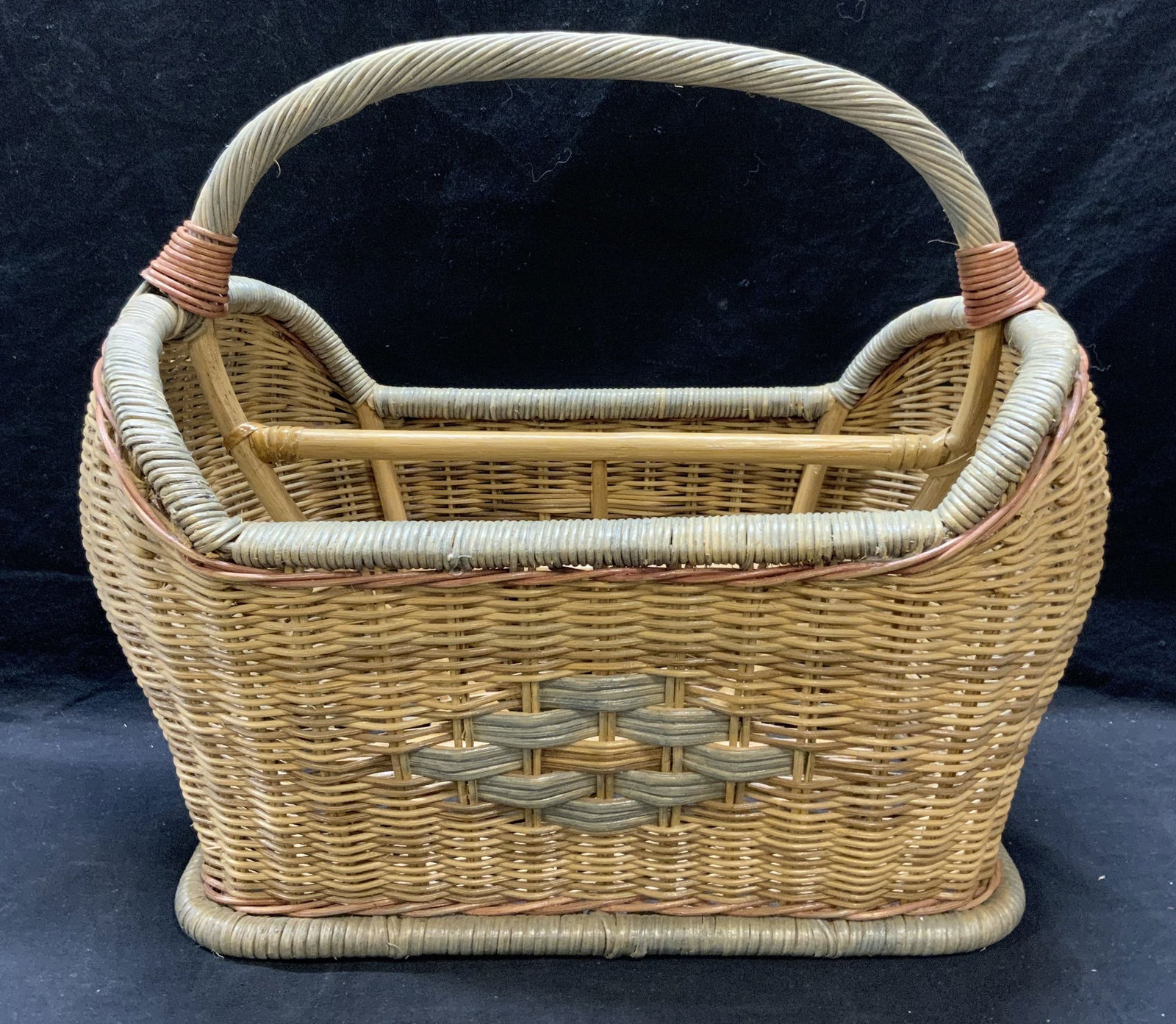 XL Wicker Basket Magazine Rack (1 of 7)