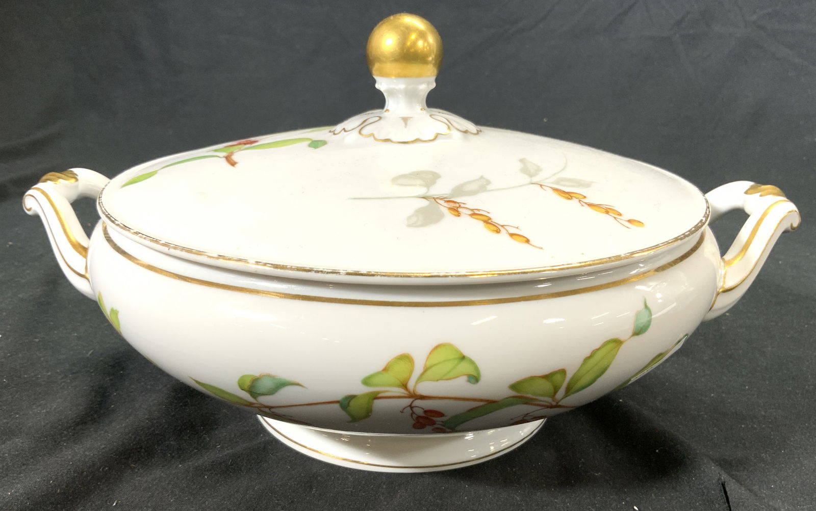 HARMONY HOUSE Lidded Porcelain Serving Dish (1 of 7)