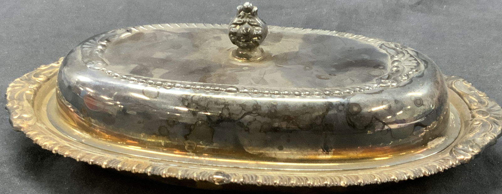 Vintage Sheridan Silver Plate Lidded Butter Dish (1 of 7)