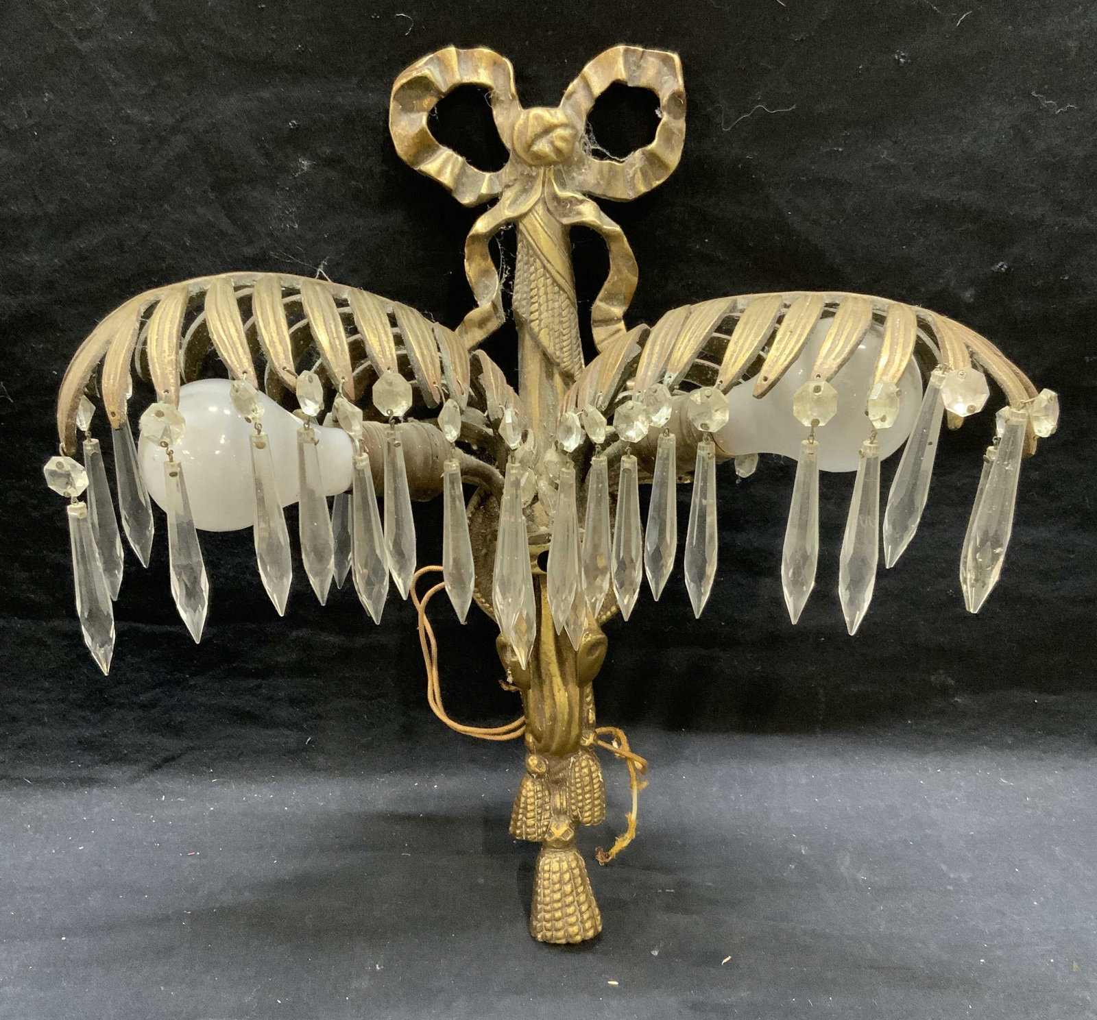 Vintage Bronze Palm Leaf Wall Sconce Light (1 of 9)