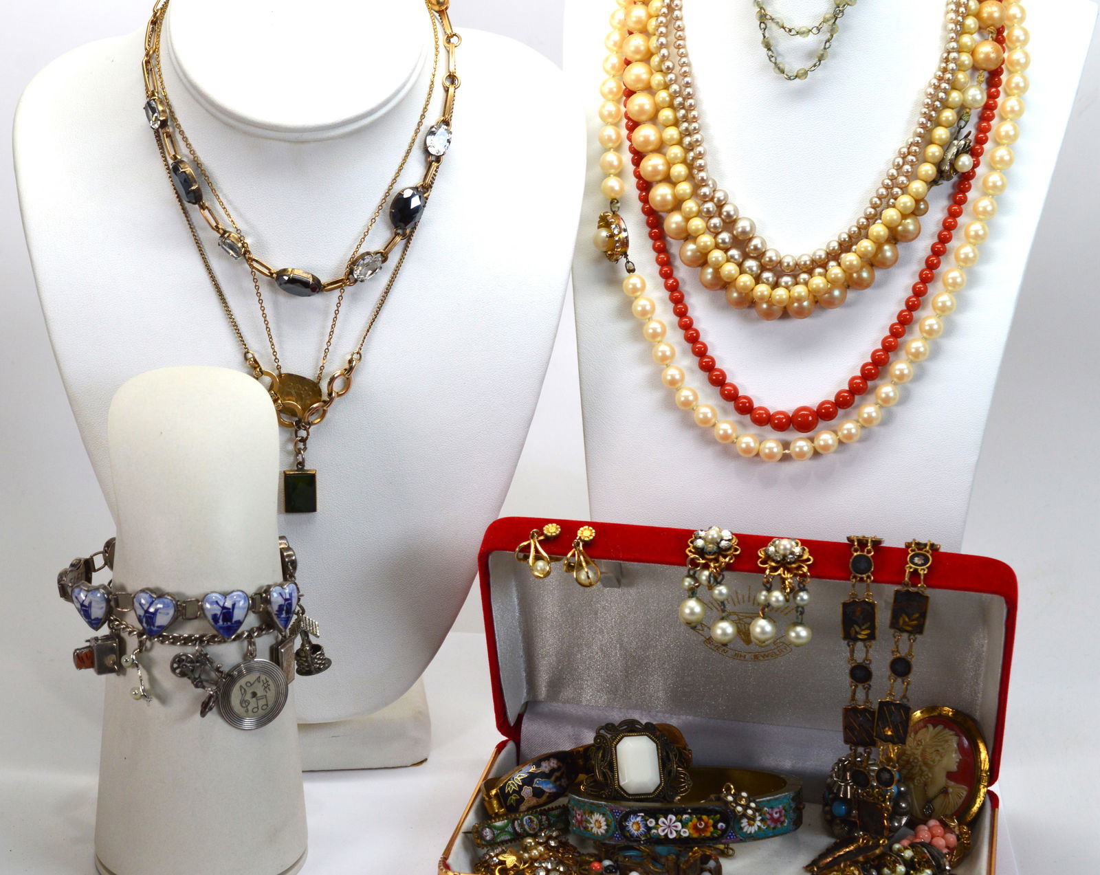 Ladies Lot of Mixed Vintage Jewelry (1 of 3)