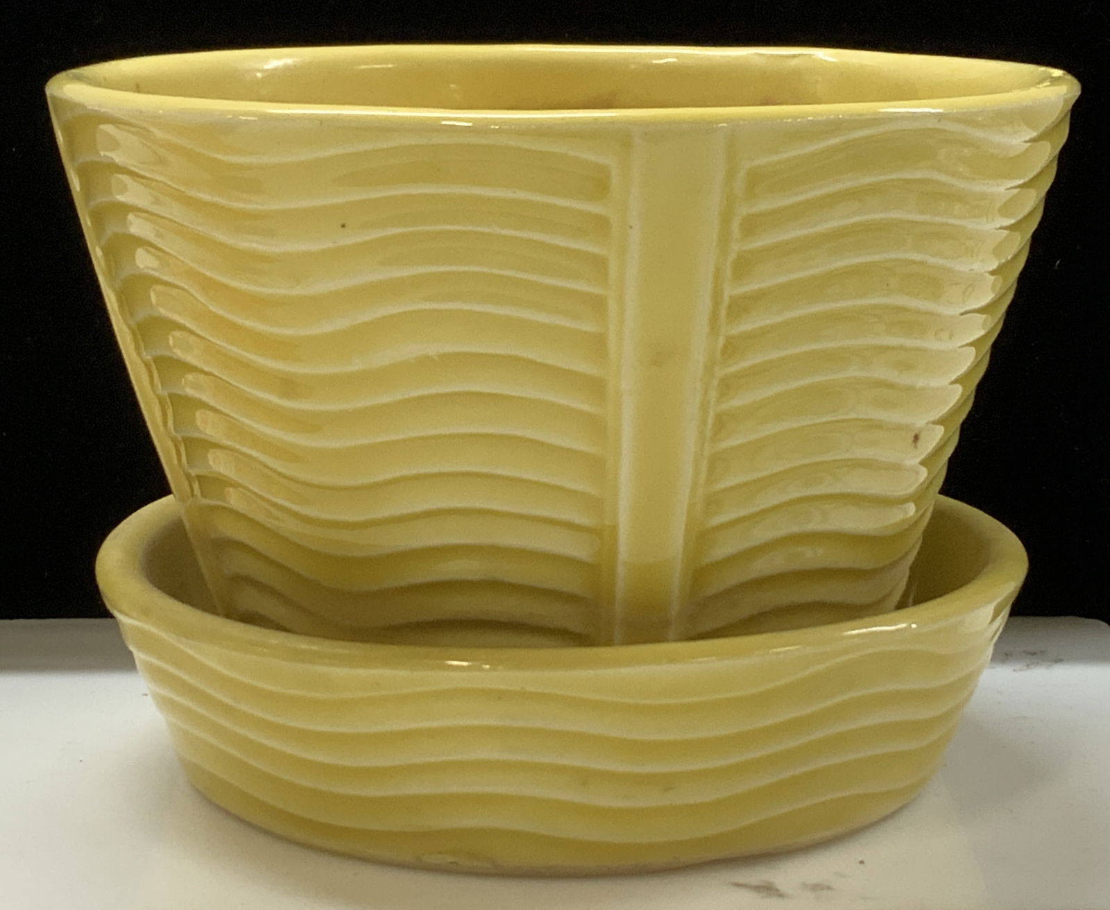 McCoy USA Ceramic Planter Pot with Base (1 of 6)