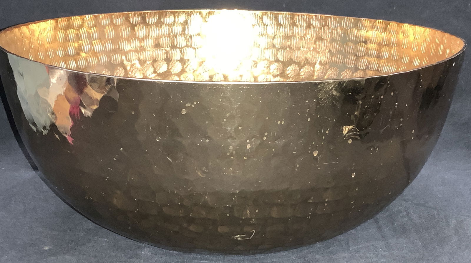 PAMP Caroline Hammered Metal Centerpiece Bowl (1 of 6)
