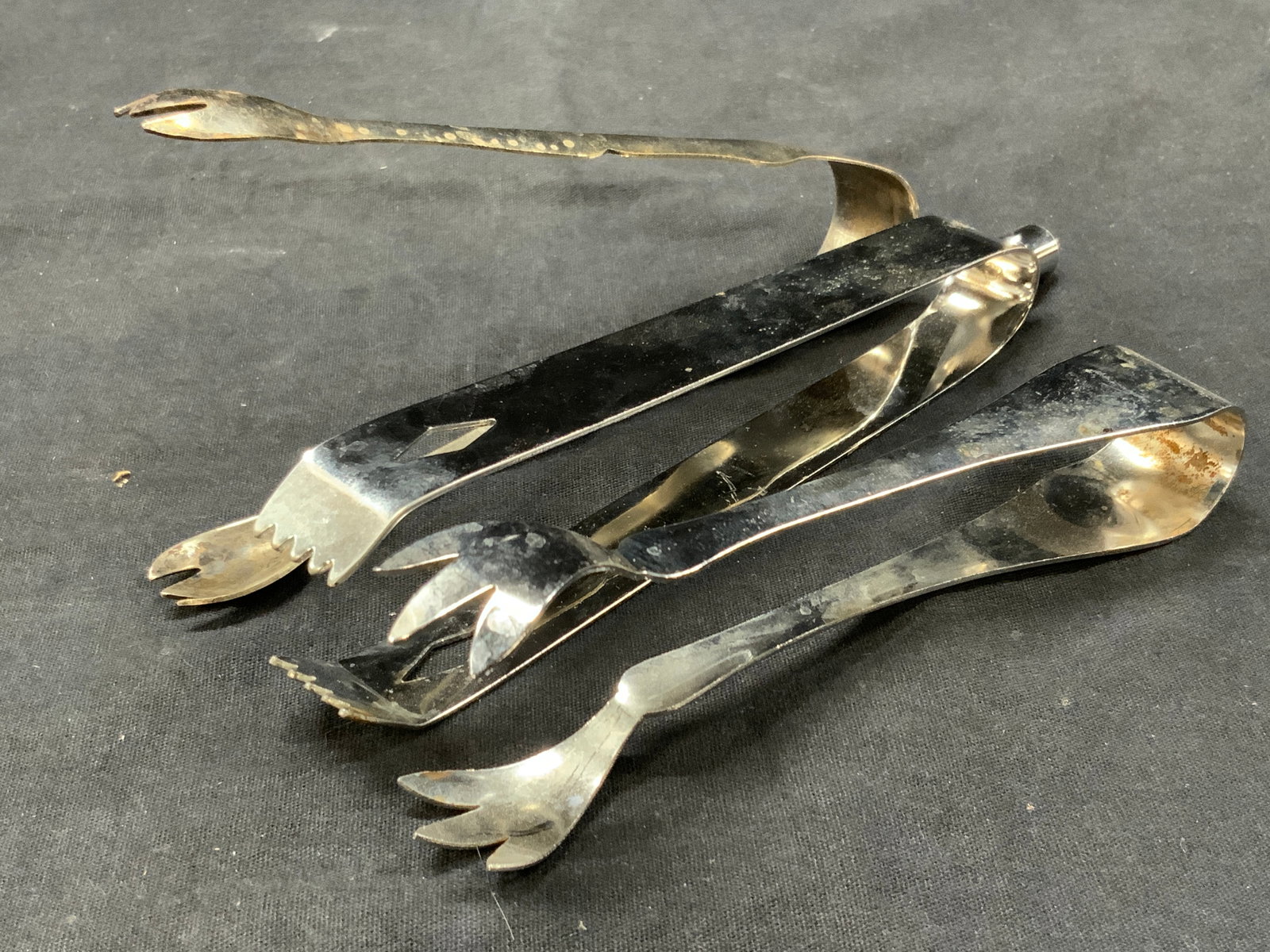 Lot 3 Silver Plate & Steel Claw Tongs (1 of 9)