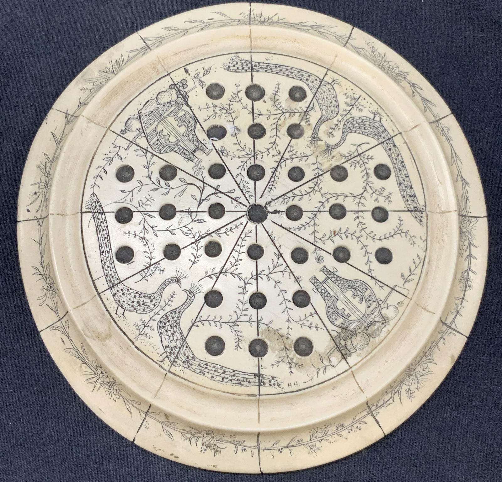 Bergdorf Goodman Etched Solitaire Board (1 of 7)