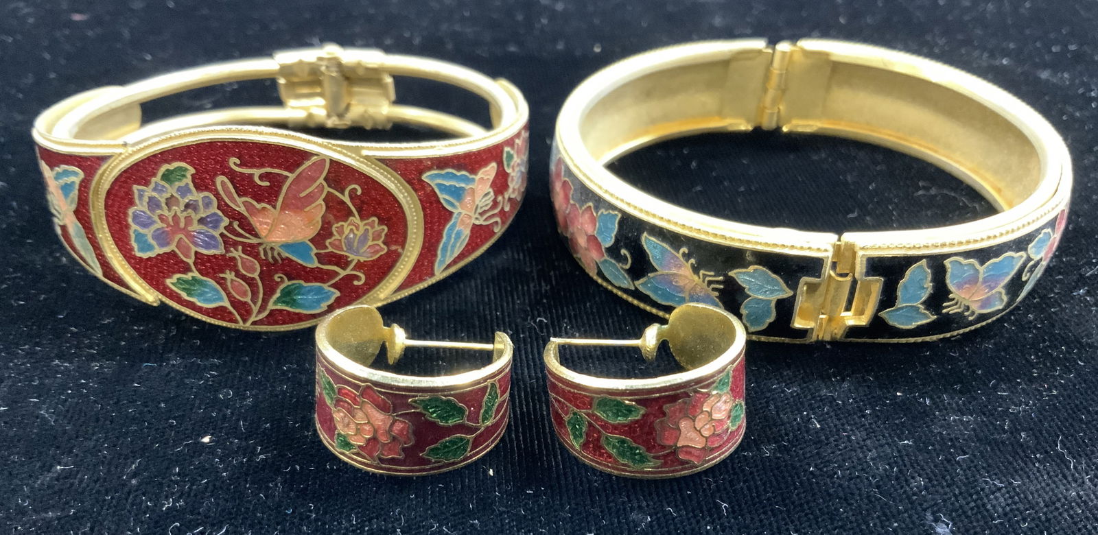 Lot 4 Gold Plated Enamel Bangles & Earrings (1 of 6)