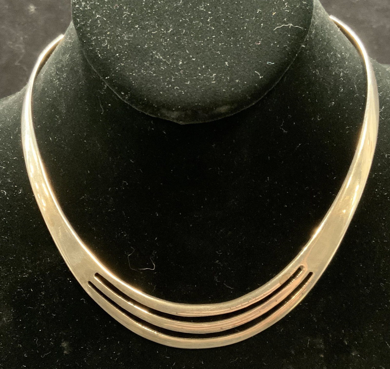 Stamped Sterling Silver Sculptural Choker: Stamped sterling silver sculptural choker necklace. Some surface wear including scratching observed. Measures approx. 4.5 inches wide, band approx. 5/8 inches at widest point. Marked 925 to underside.