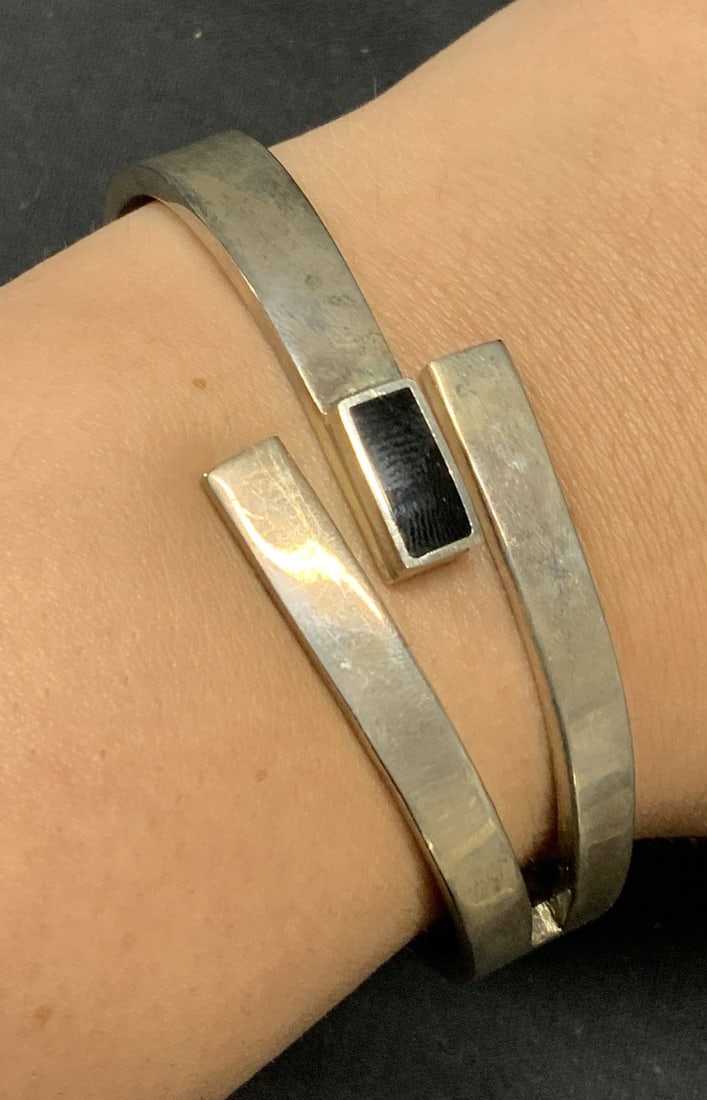 Stamped Mexican Sterling Silver Cuff Bracelet (1 of 6)