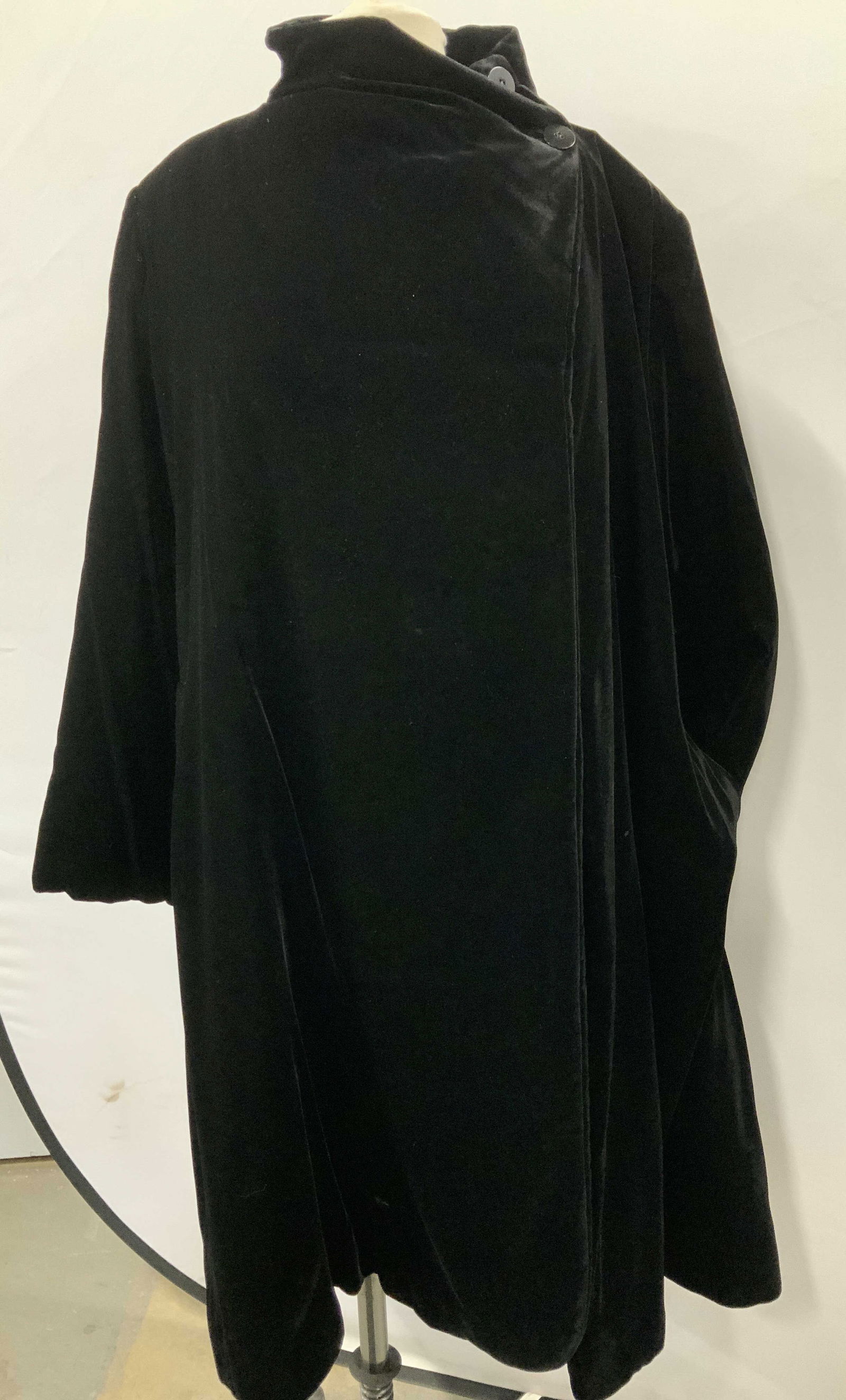 GIORIO ARMANI Quilted Velour Cape Coat, Italy (1 of 13)