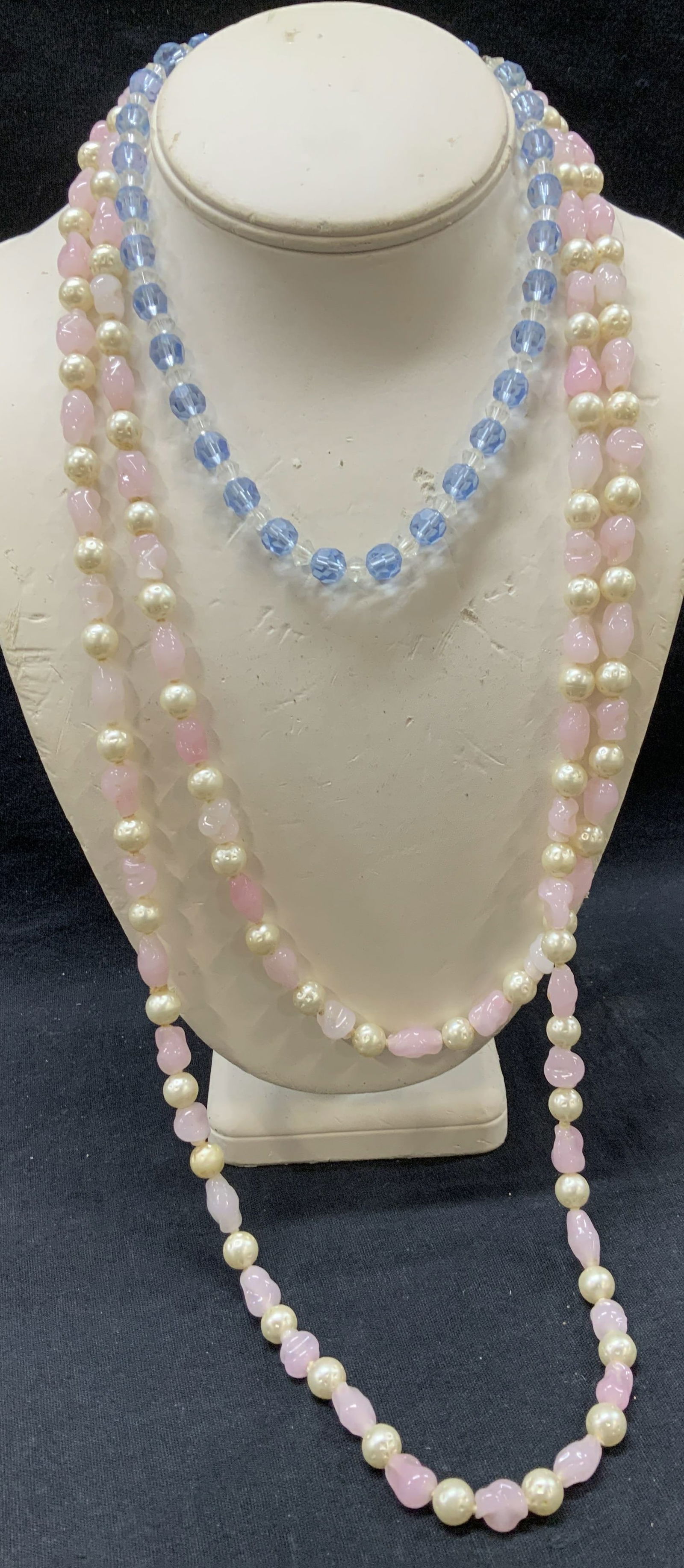 2 Beaded Necklaces, Glass & Pearl Style Rope (1 of 6)
