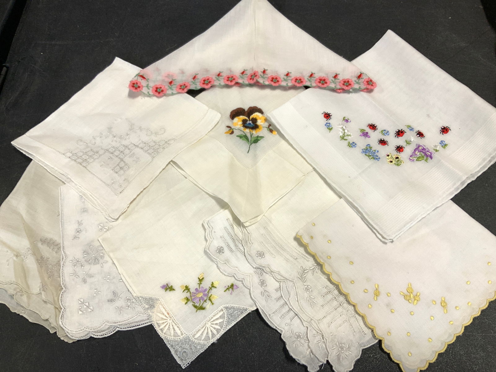 Collectible Vintage Embroidered Cotton Hankies,,11 (1 of 10)