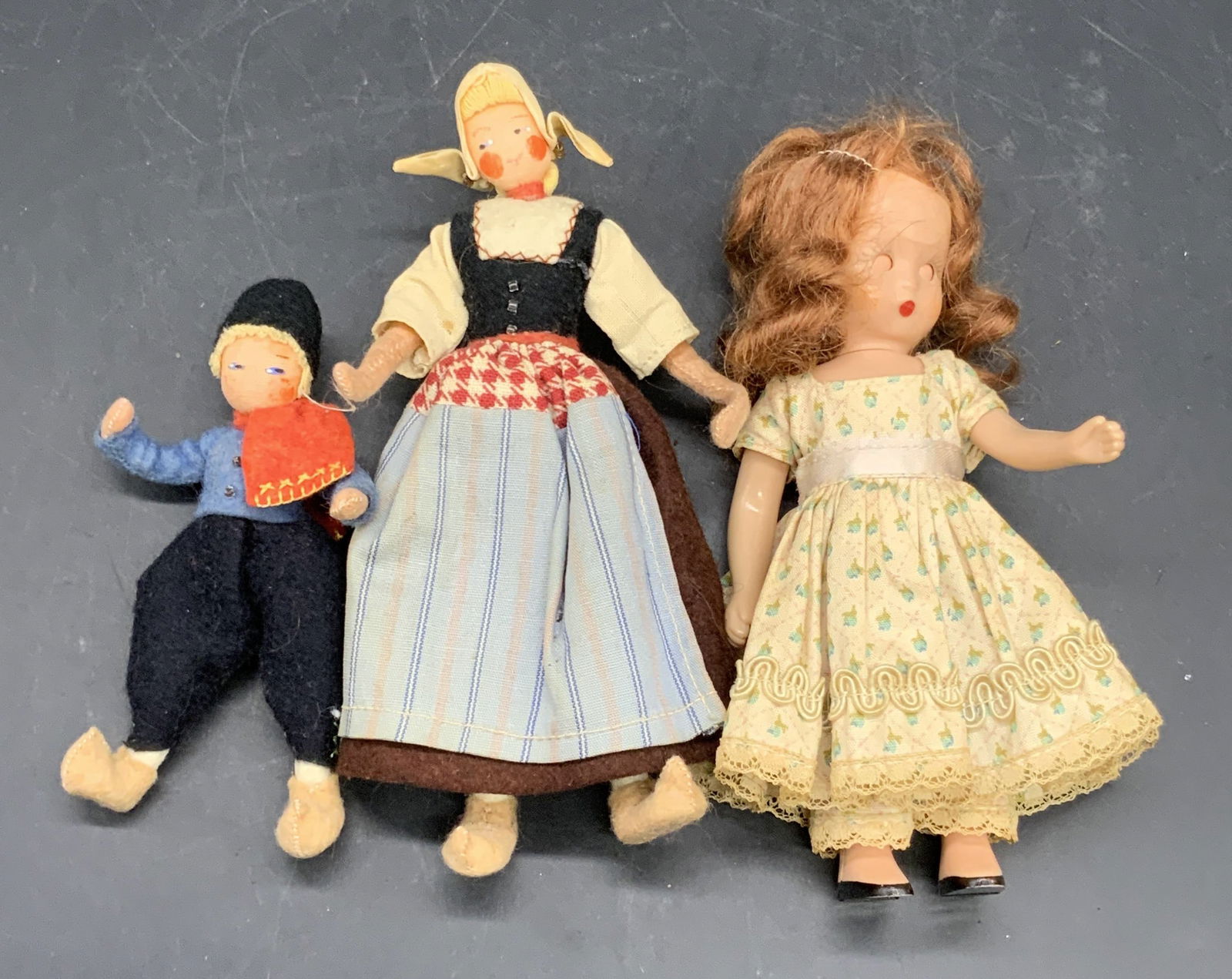 Lot 3 Vintage Dolls, Childrens Toys (1 of 10)