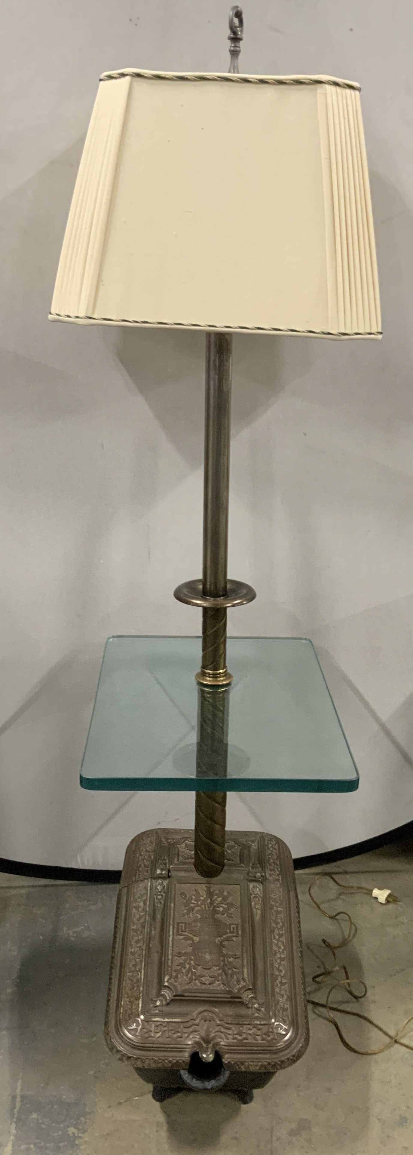 Antique Coal Scuttle Side Table Floor Lamp (1 of 17)