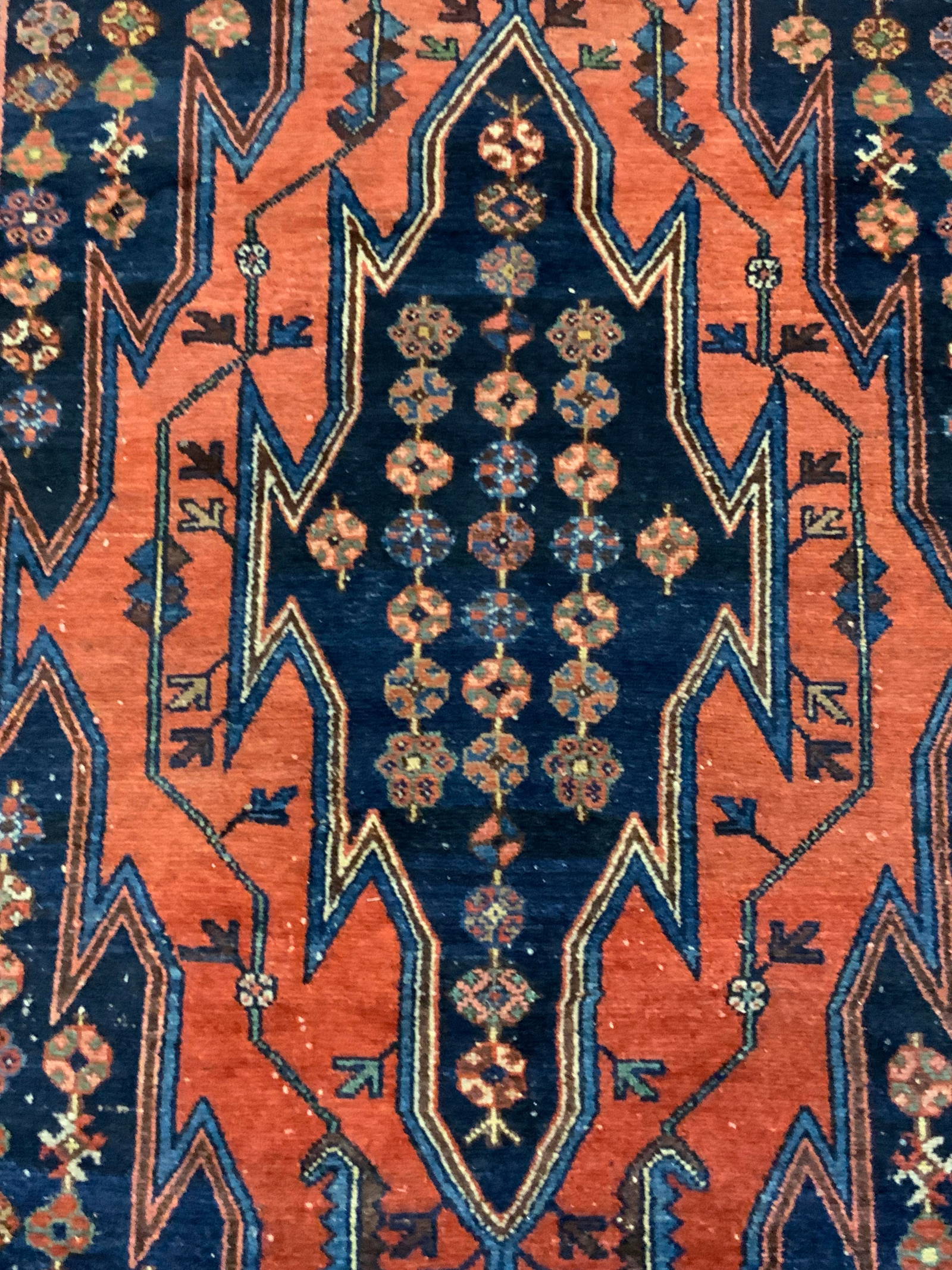 Vintage Handmade Persian Rug Auction