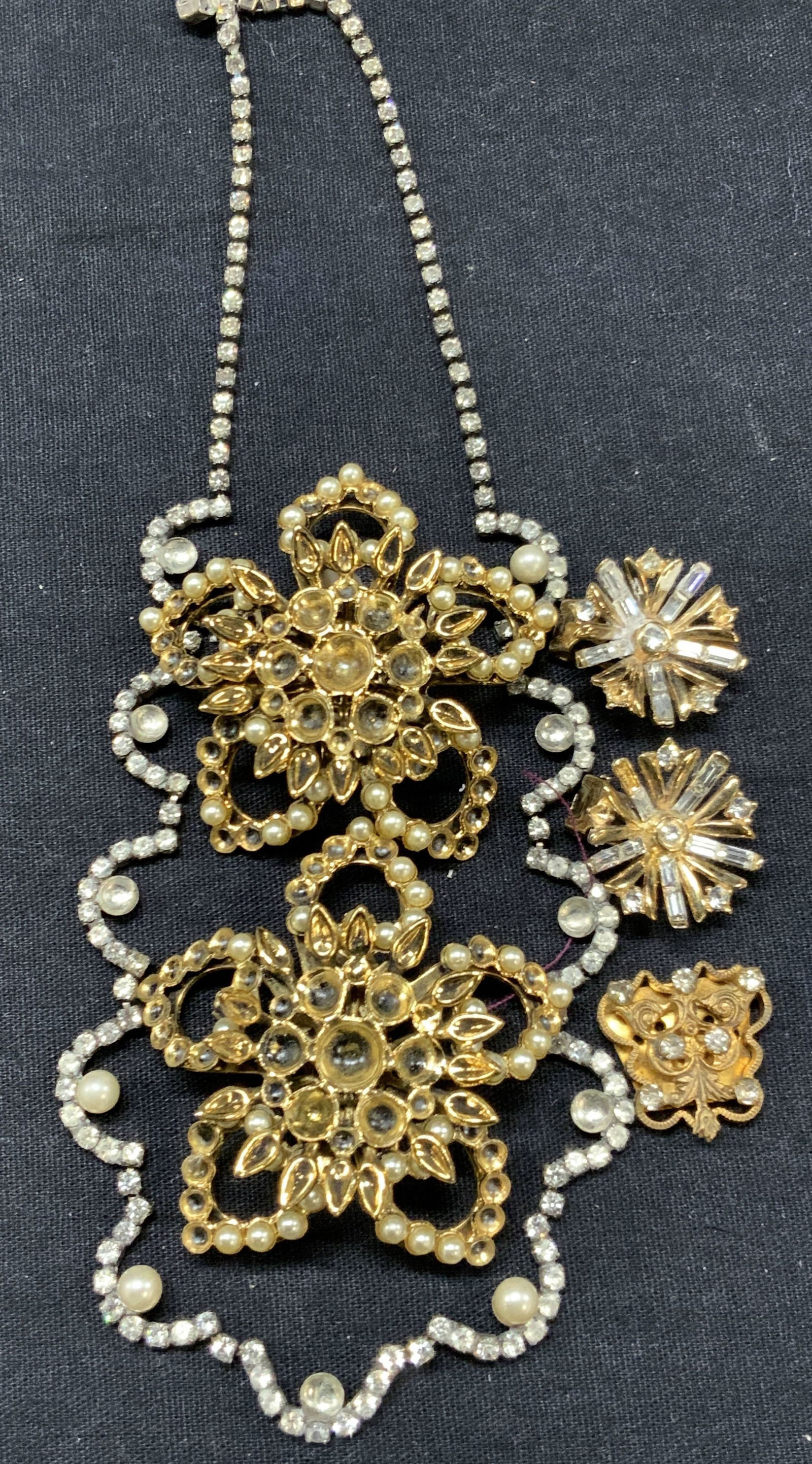 Lot 4 Vntg Brass Jewelry, Reminisce & Trifari (1 of 15)