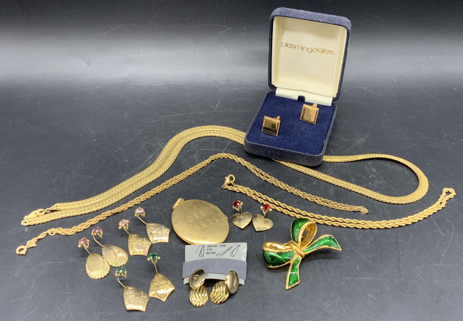 Lot 11 Vintage Earrings, Necklaces, Brooch & More (1 of 10)