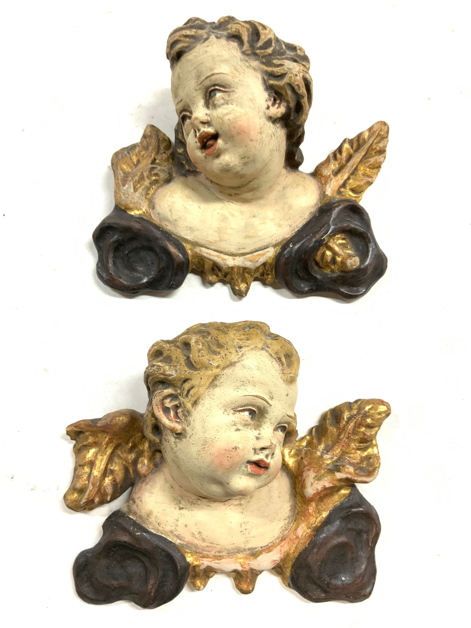 Lot 2 Vntg Wooden Cherub Head Wall Hangings (1 of 6)