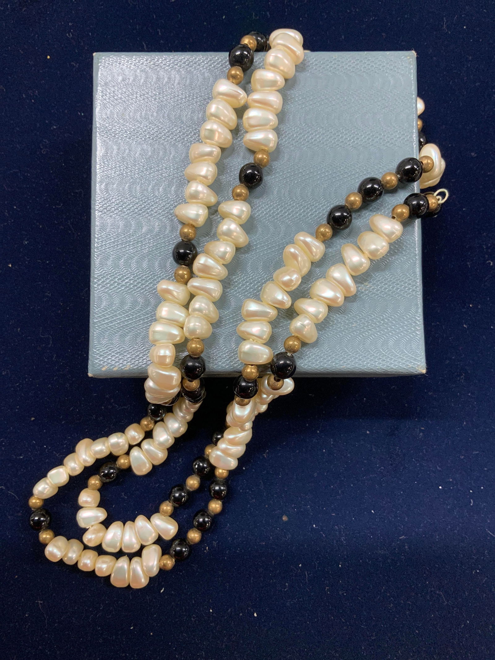 Handmade Pearl style and Black Bead Necklace (1 of 6)