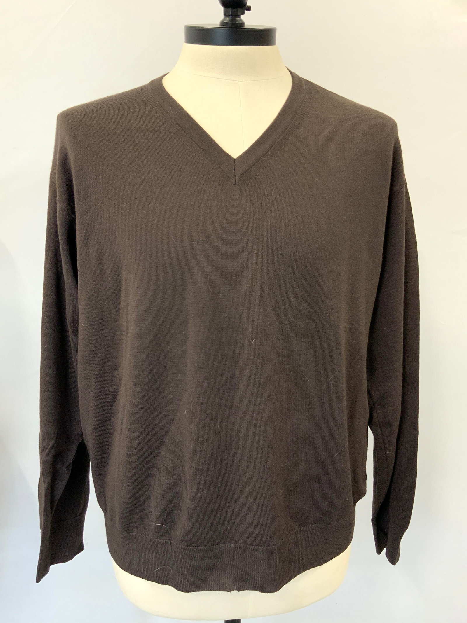 Marbas Pure Virgin Wool Sweater: Marked on tag Marbas, made in Italy. pure Virgin wool. Brown toned V neck sweater, chest measures 23 inches across, sleeves measures 21 inches long and length is 14.5 inches long from underarm seam. M