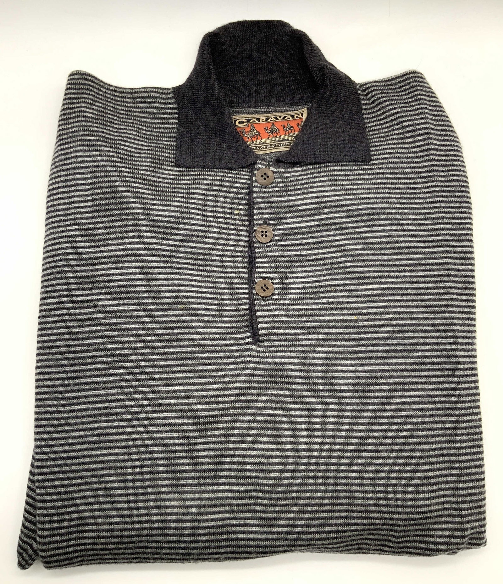 Caravan By Freedberg Wool Sweater: Tag reads Caravan, travelite clothing by Freedberg. No material tag, possibly wool, no size tag, possibly XL. Chest measures 23.5 inches across. Sleeves length 21 inches long and length measures 16.5 