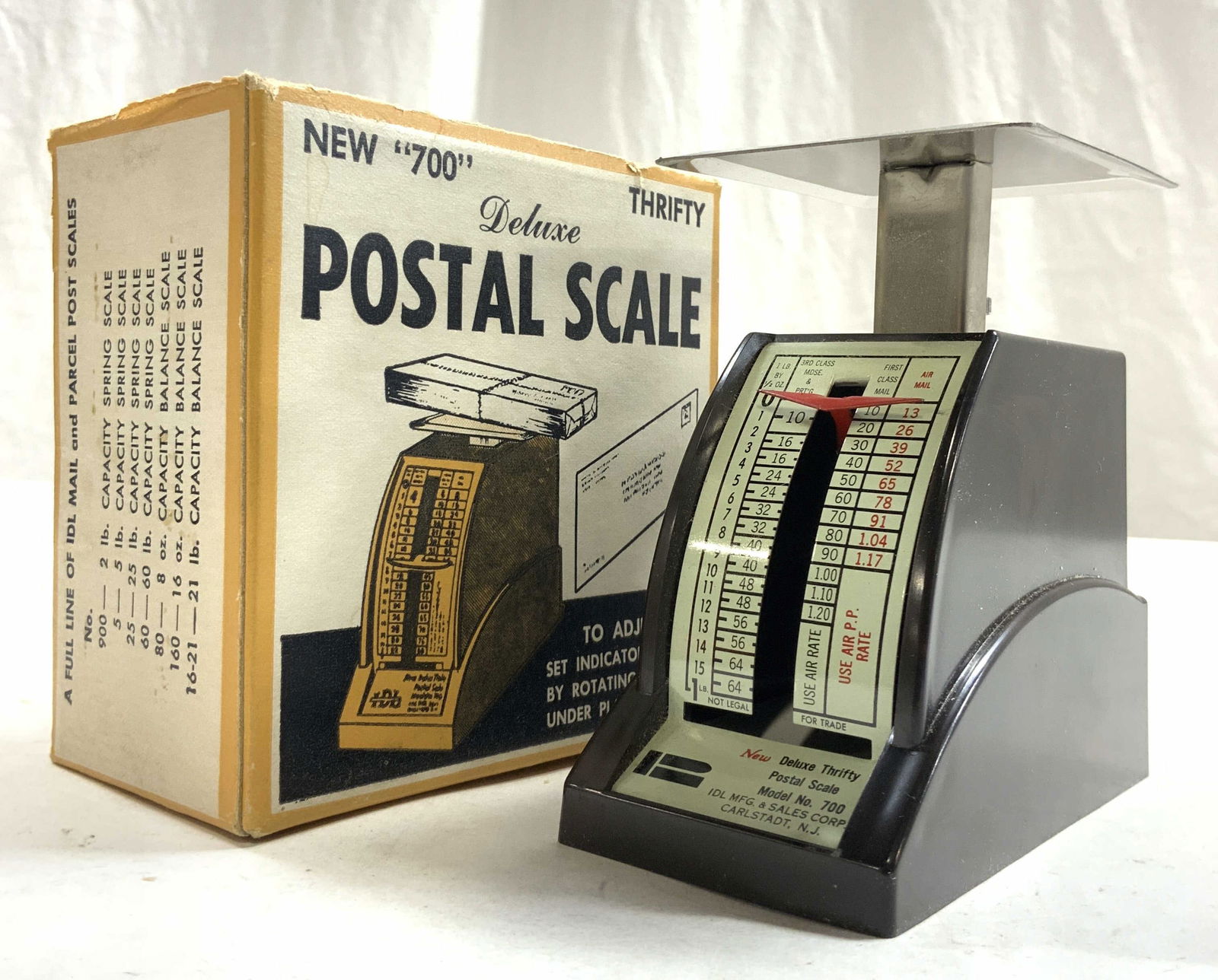 MFD BY IDL MFG CORP Vintage Postal Scale W Box (1 of 7)