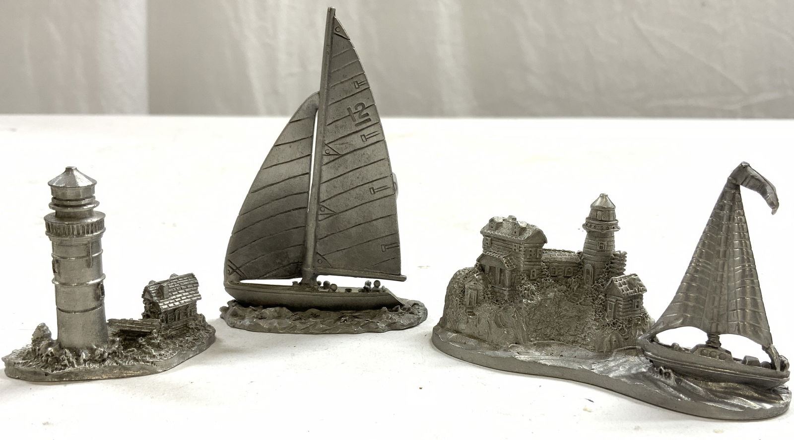 SPOONTIQUES Lot 3 Vntg Pewter Figures (1 of 9)