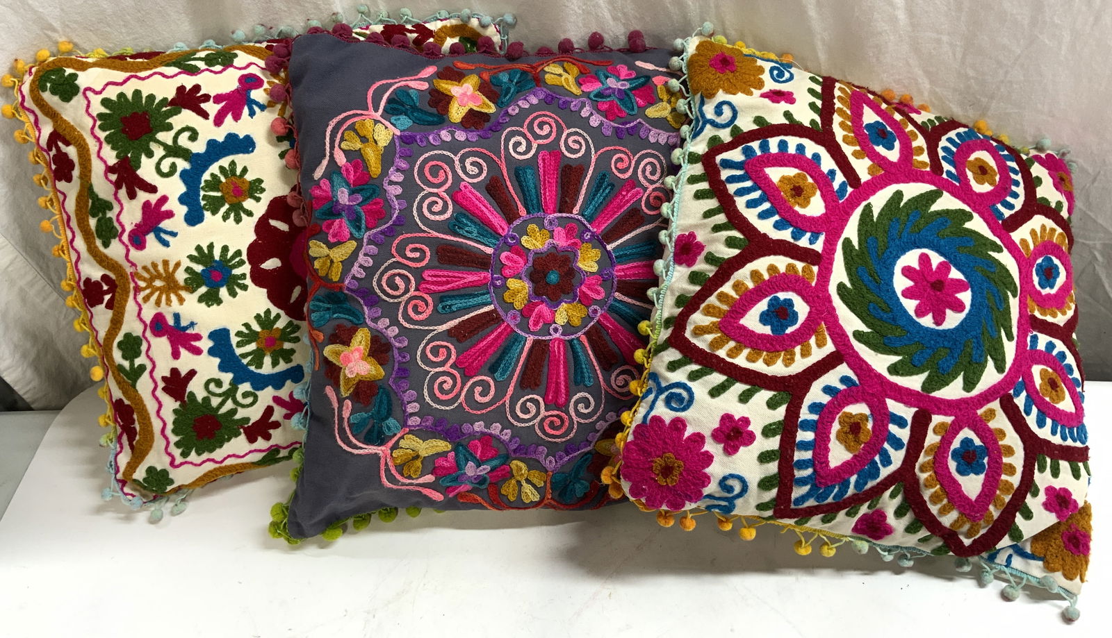 Lot 3 Traditional Jaipur Suzani Crewel Pillows (1 of 8)