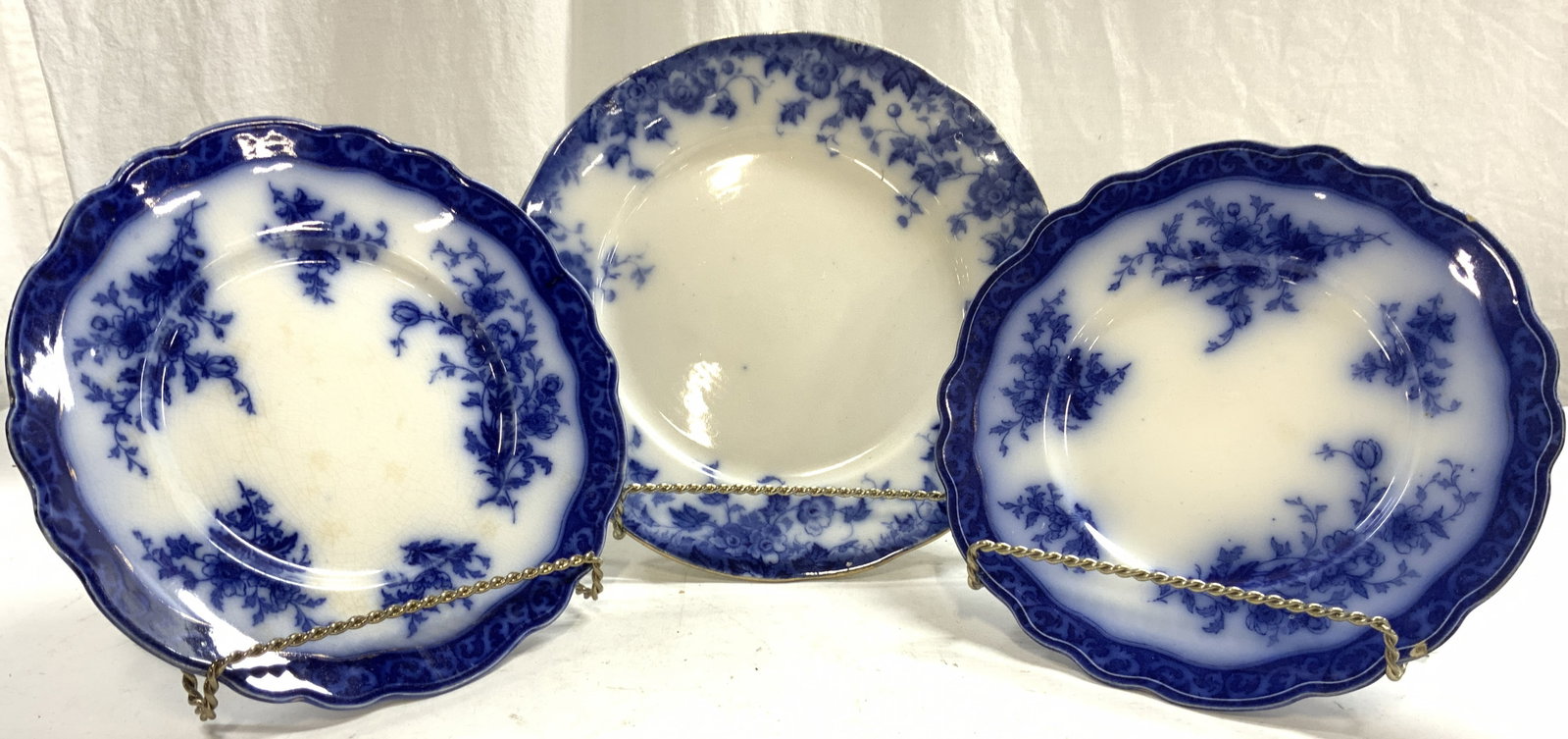3 Porcelain Plates, HENRY ALCOCK&CO ENGLAND more: Lot includes 3 plates. 2 are trademarked TOURAINE SEMI PORCELAIN HENRY ALCOCK & CO ENGLAND. 1 plate marked BURGESS & LEE BURSLEM VERMONT. Each plate is vintage possibly antique. Largest plate measures
