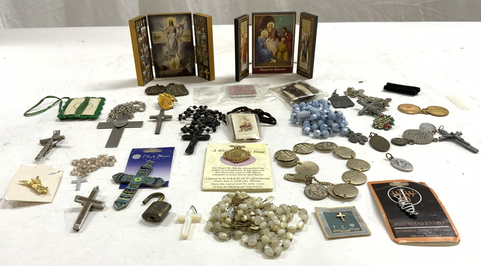 Lot 25+ Assorted Religious Iconography & More (1 of 9)