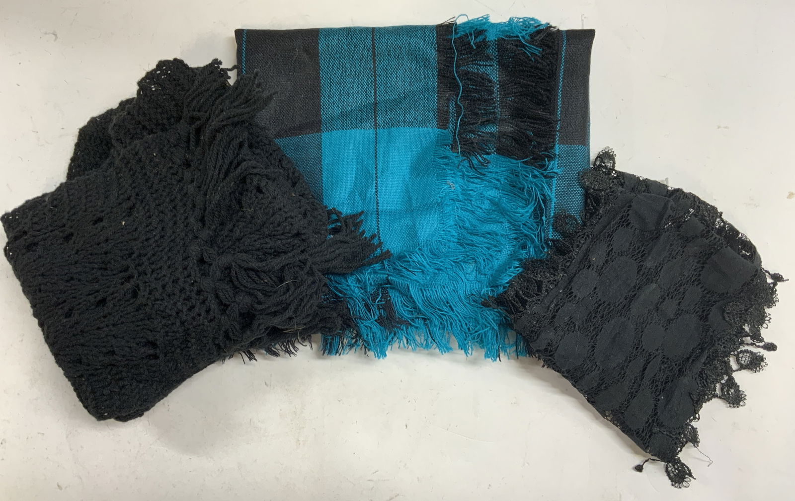 Lot 3 Woven Scarves & Shawls Outerwear (1 of 6)